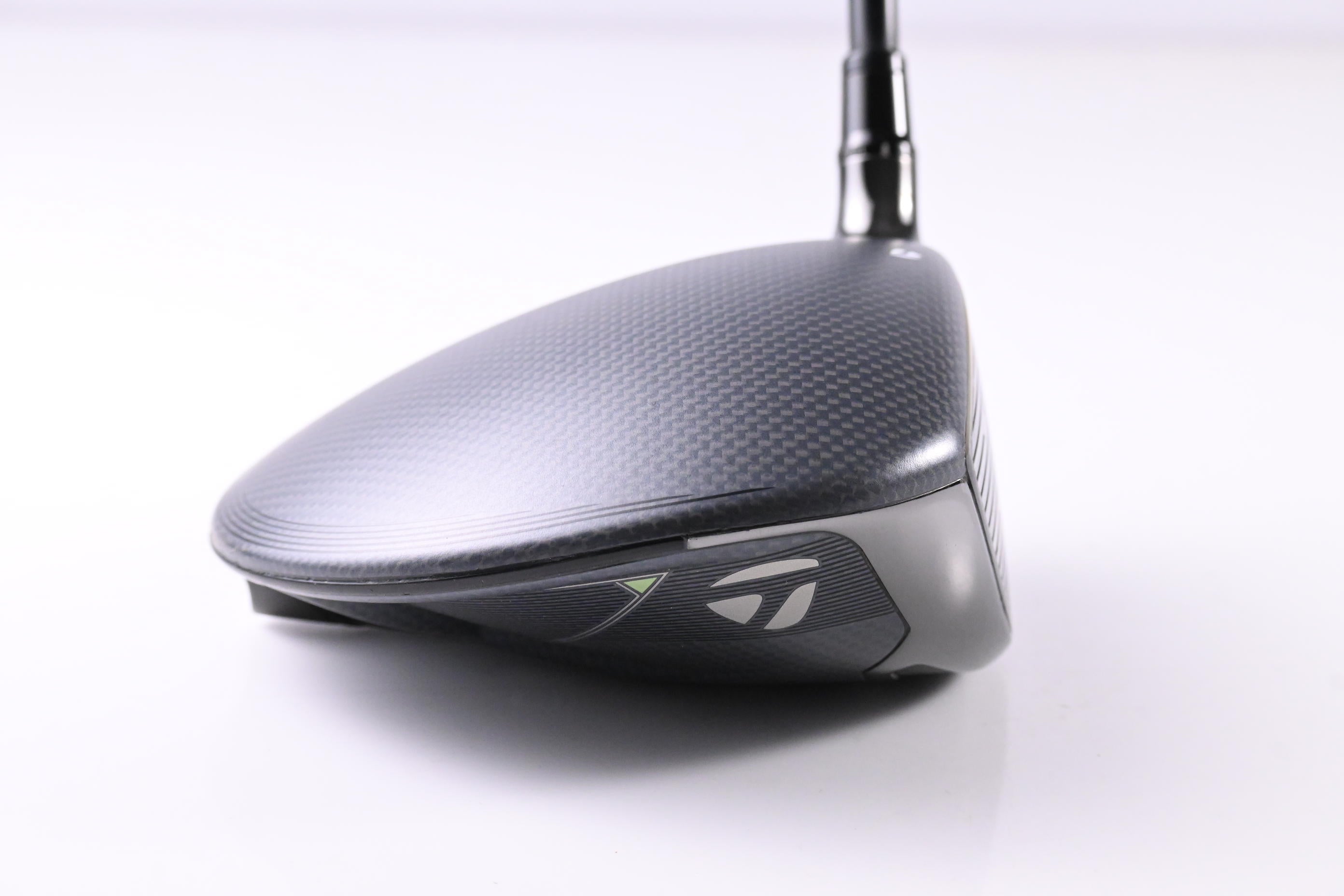 Taylormade Qi35 Driver / 9 Degree / Regular Flex Vanquish 5 Shaft