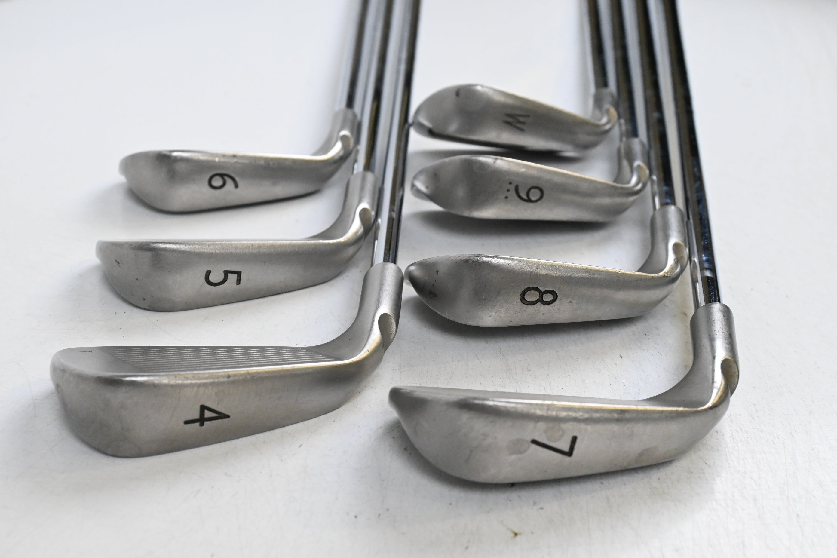 Ping i15 Irons / 4-PW / Black Dot / Regular Flex Ping AWT Shafts