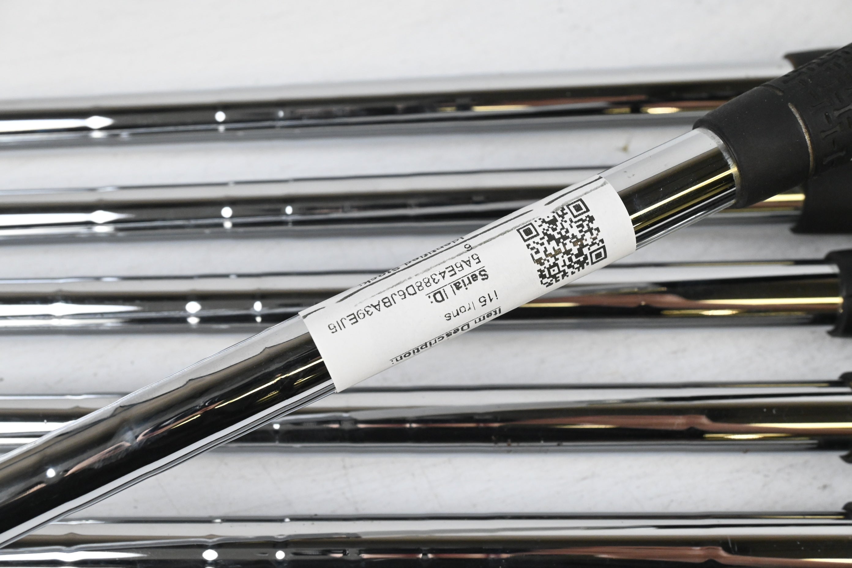 Ping i15 Irons / 4-PW / Black Dot / Regular Flex Ping AWT Shafts