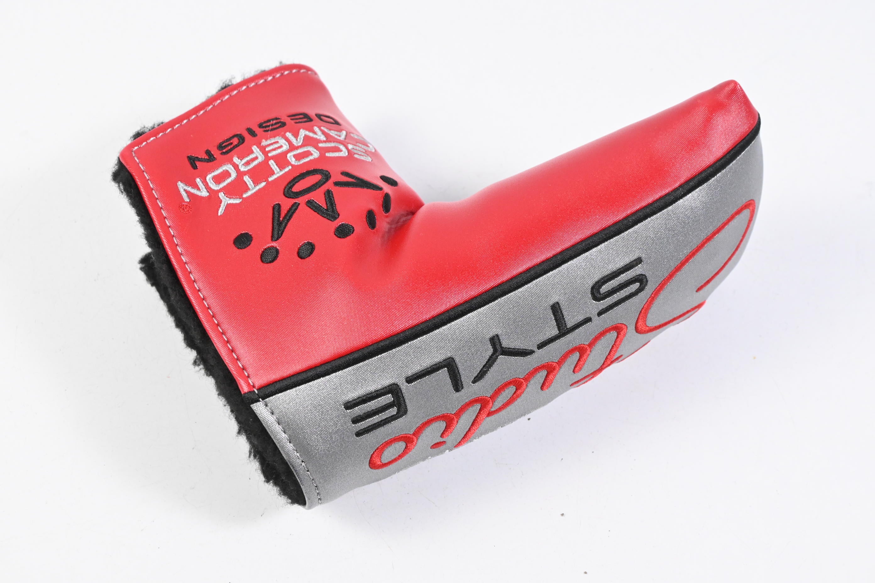 Left Hand Scotty Cameron 2025 Studio Style Newport 2.5+ Putter / 34 Inch