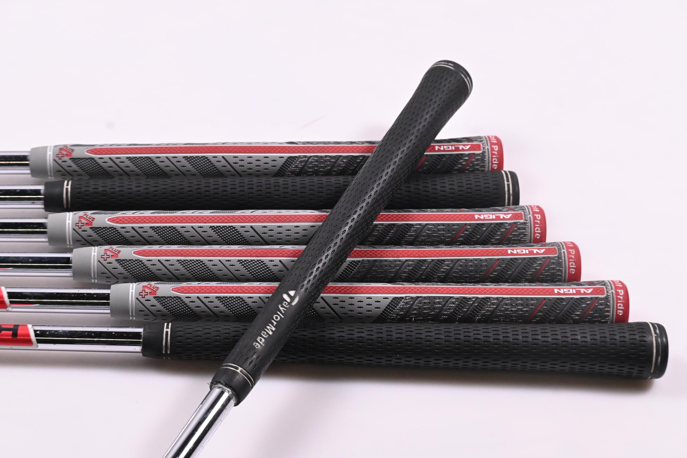 Taylormade SLDR Irons / 4-PW / Regular Flex KBS Tour C-Taper 90 Shafts