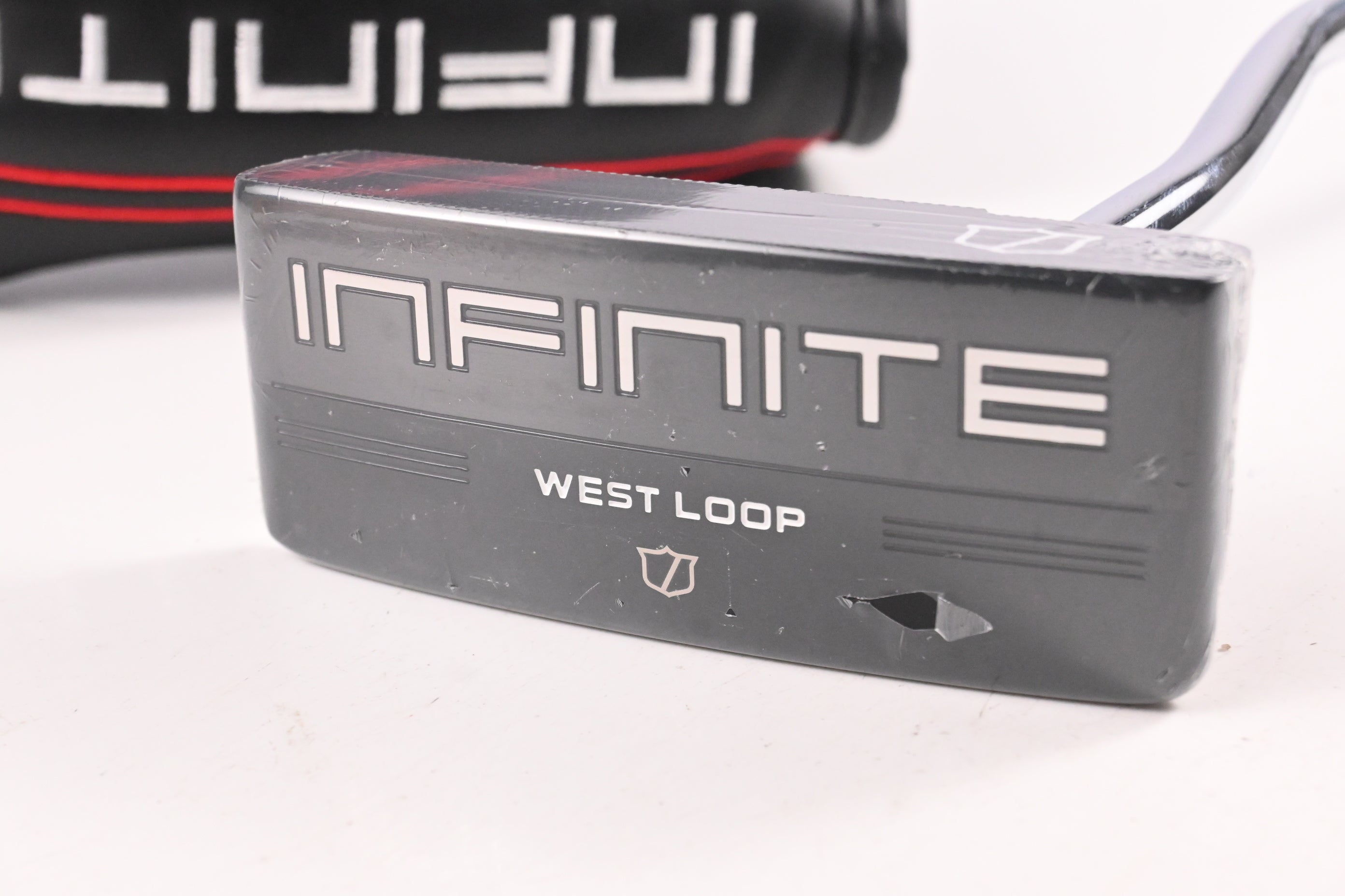 Wilson Infinite West Loop 2024 Putter / 34 Inch