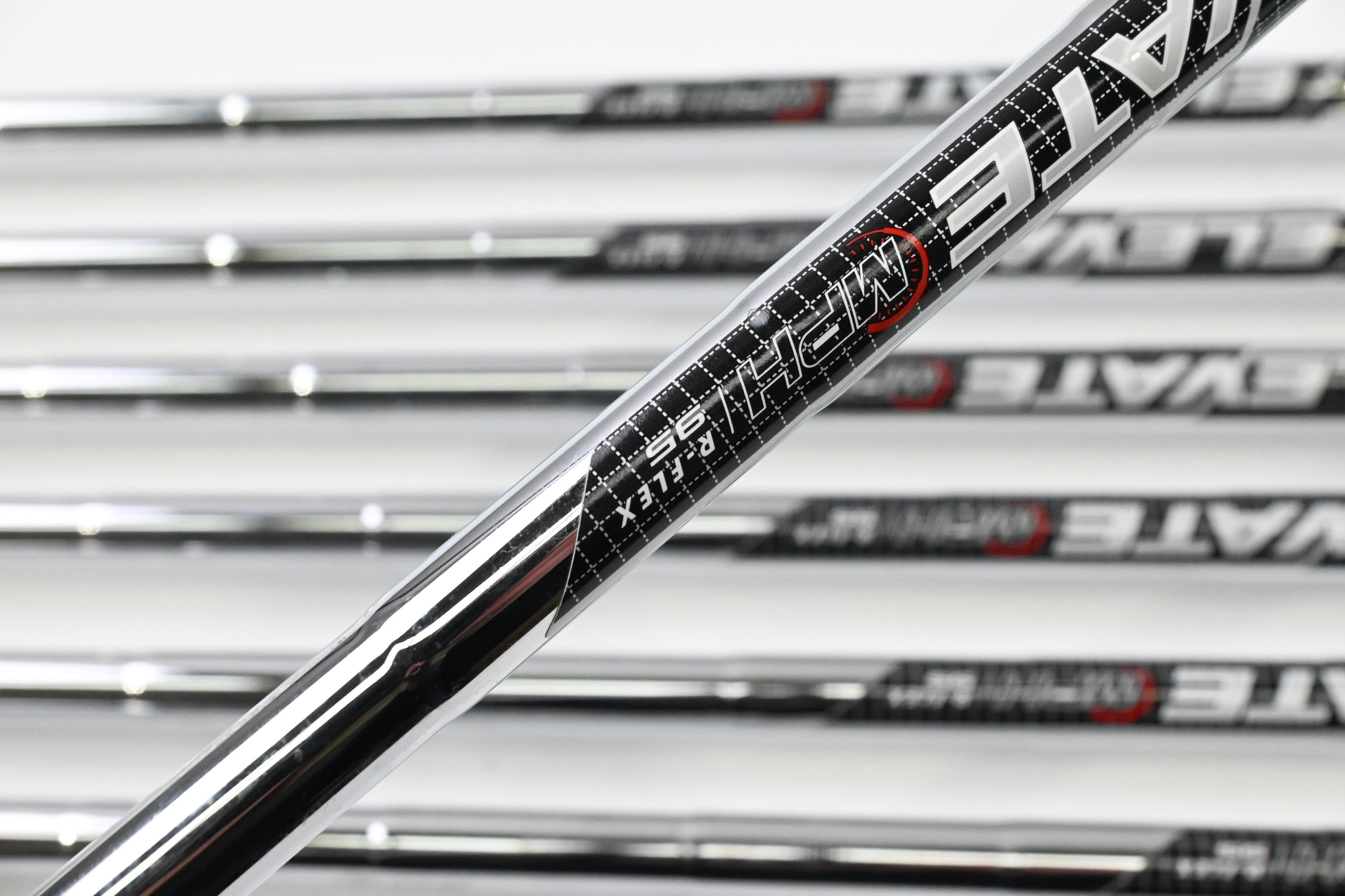 PXG 0311 XP Gen7 Irons / 5-PW+GW / Regular Flex Elevate MPH 95 Shafts