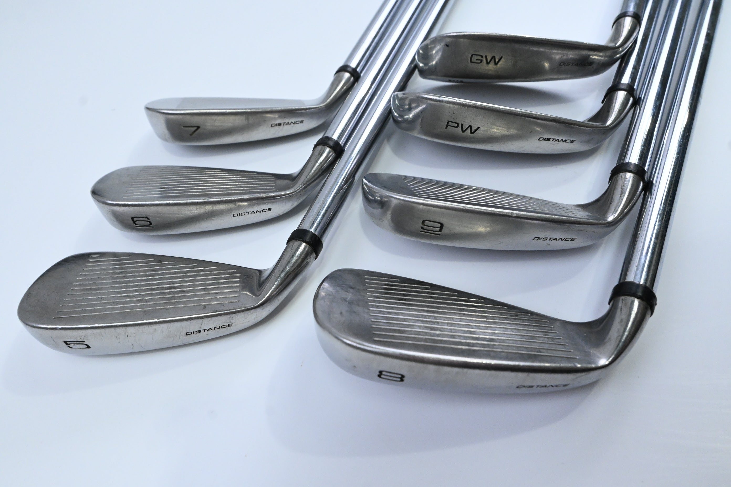 Wilson Deep Red II Irons / 5-PW+GW / Regular Flex Wilson Step Control .450