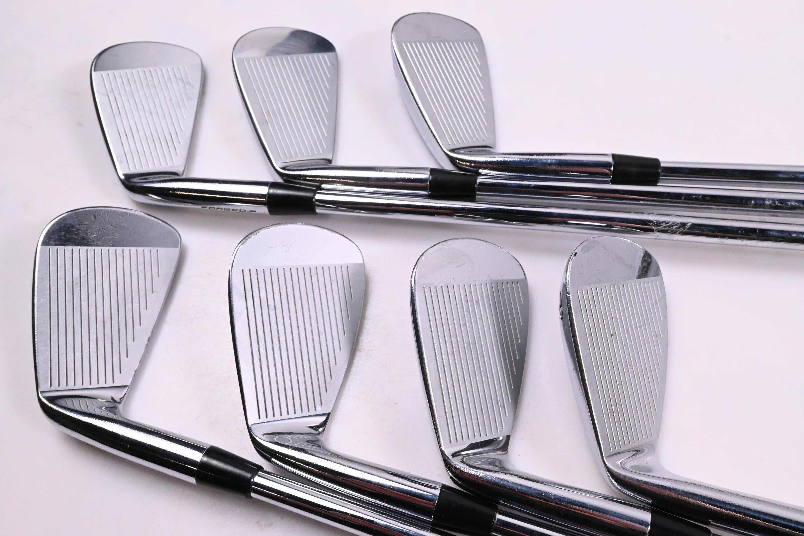 Nike VR Forged Pro Combo 2011 Irons / 4-PW / Regular Flex Dynamic Gold R300