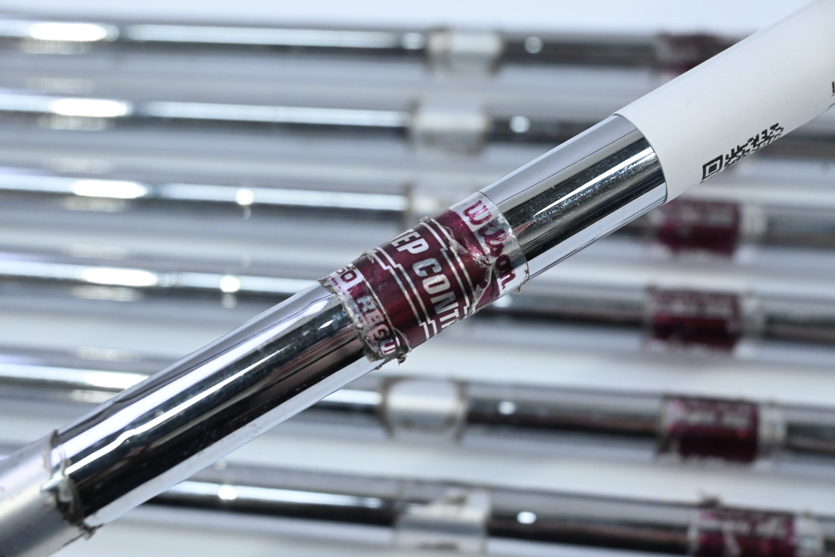 Wilson Deep Red II Irons / 5-PW+GW / Regular Flex Wilson Step Control .450