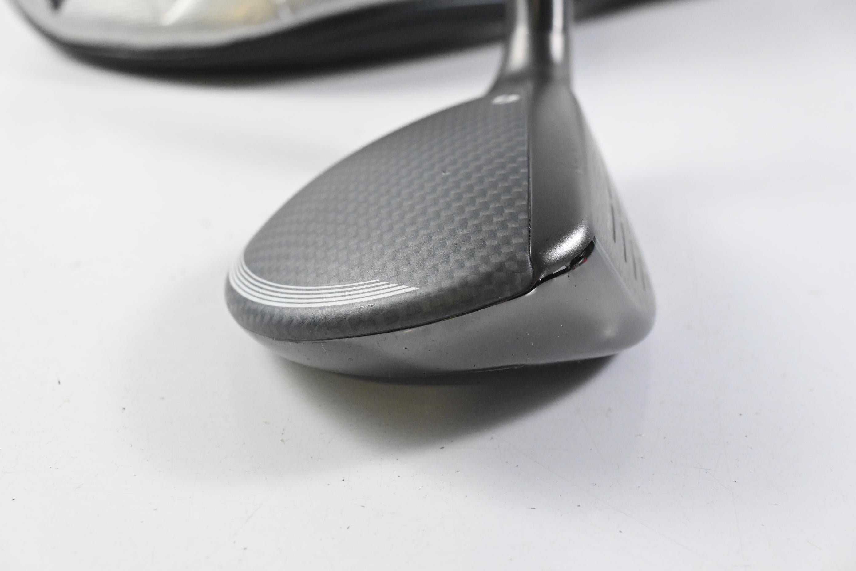 Taylormade Qi35 Max Lite #4 Hybrid / 23 Degree / Regular Flex Vanquish 5 Shaft