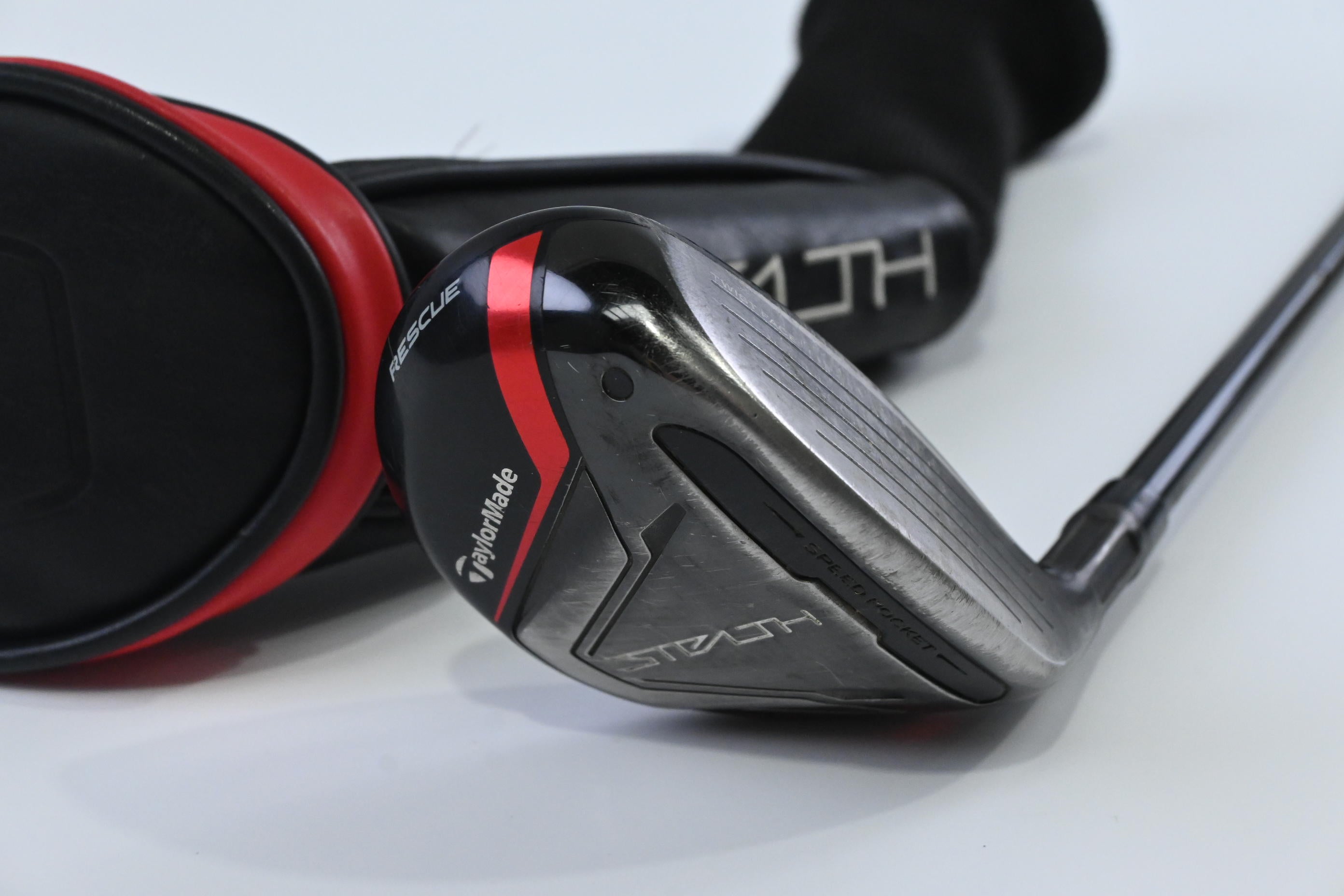 Taylormade Stealth #4 Hybrid / 22 Degree / Stiff Flex Fujikura Ventus Red 7 Shaft