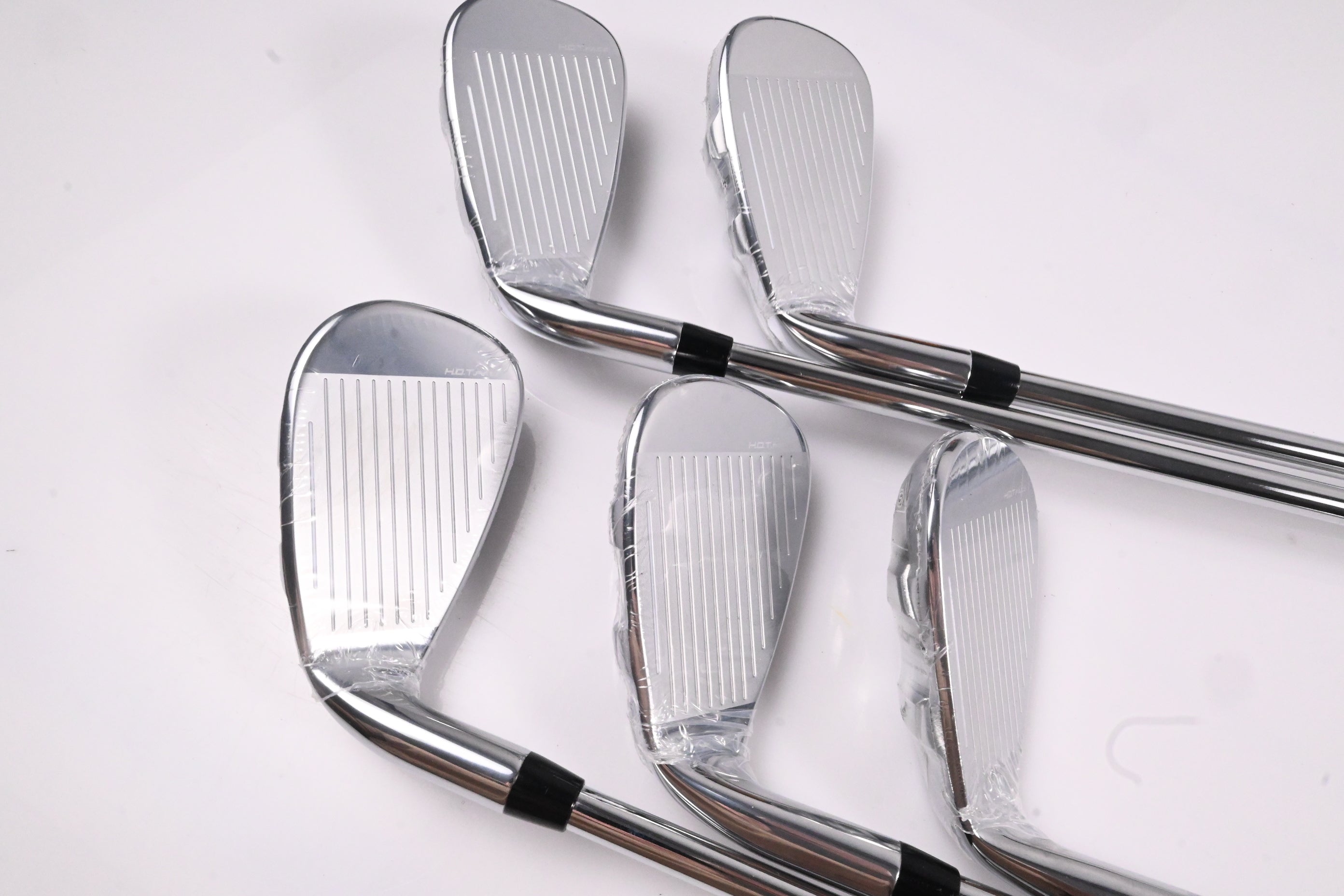 Cobra T-Rail 2023 Hybrid Irons / 7-PW+SW / Regular Flex KBS Tour 90 Shafts