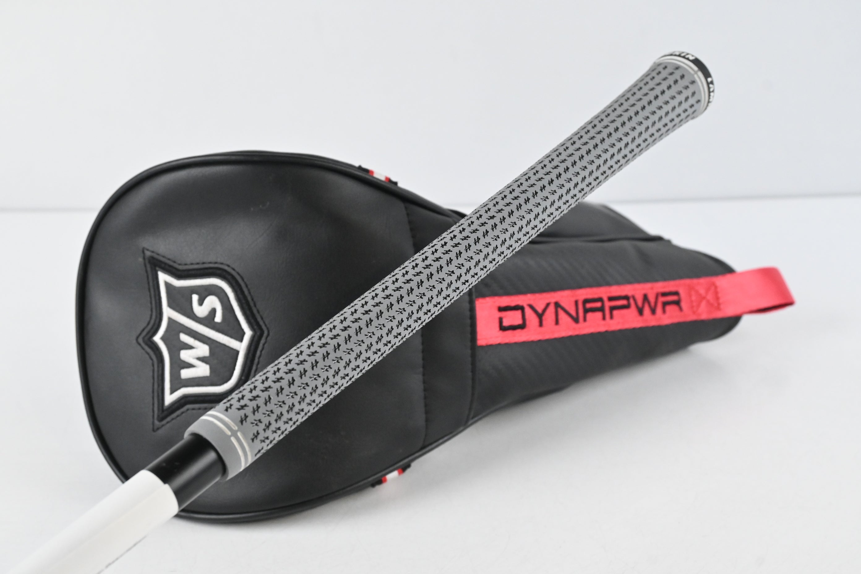 Wilson Dynapower Carbon 2023 Driver / 10.5 Degree / Regular Flex Helium Nano Core