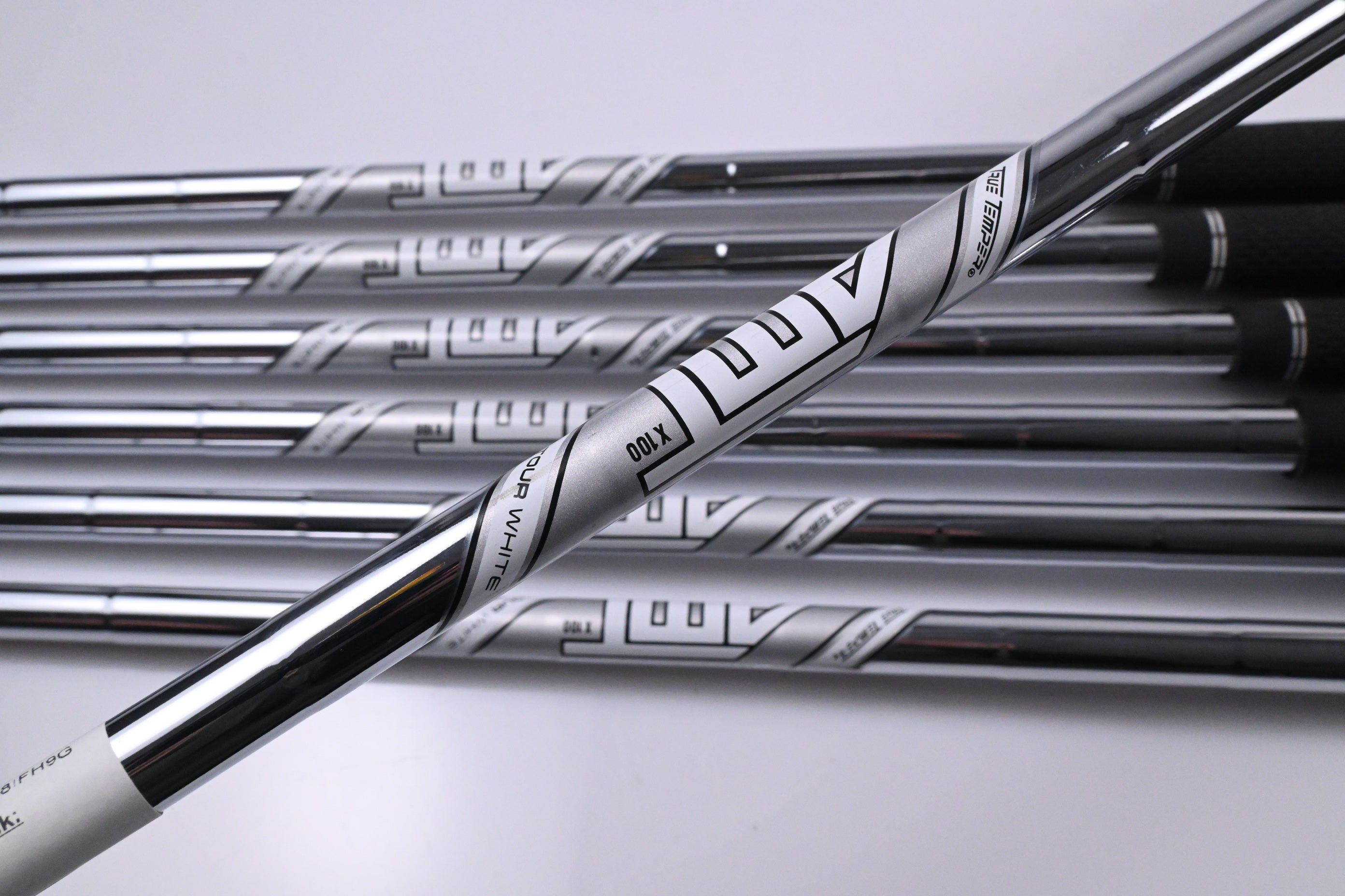 Titleist T150 2023 Irons / 4-PW / X-Flex AMT Tour White X100 Shafts