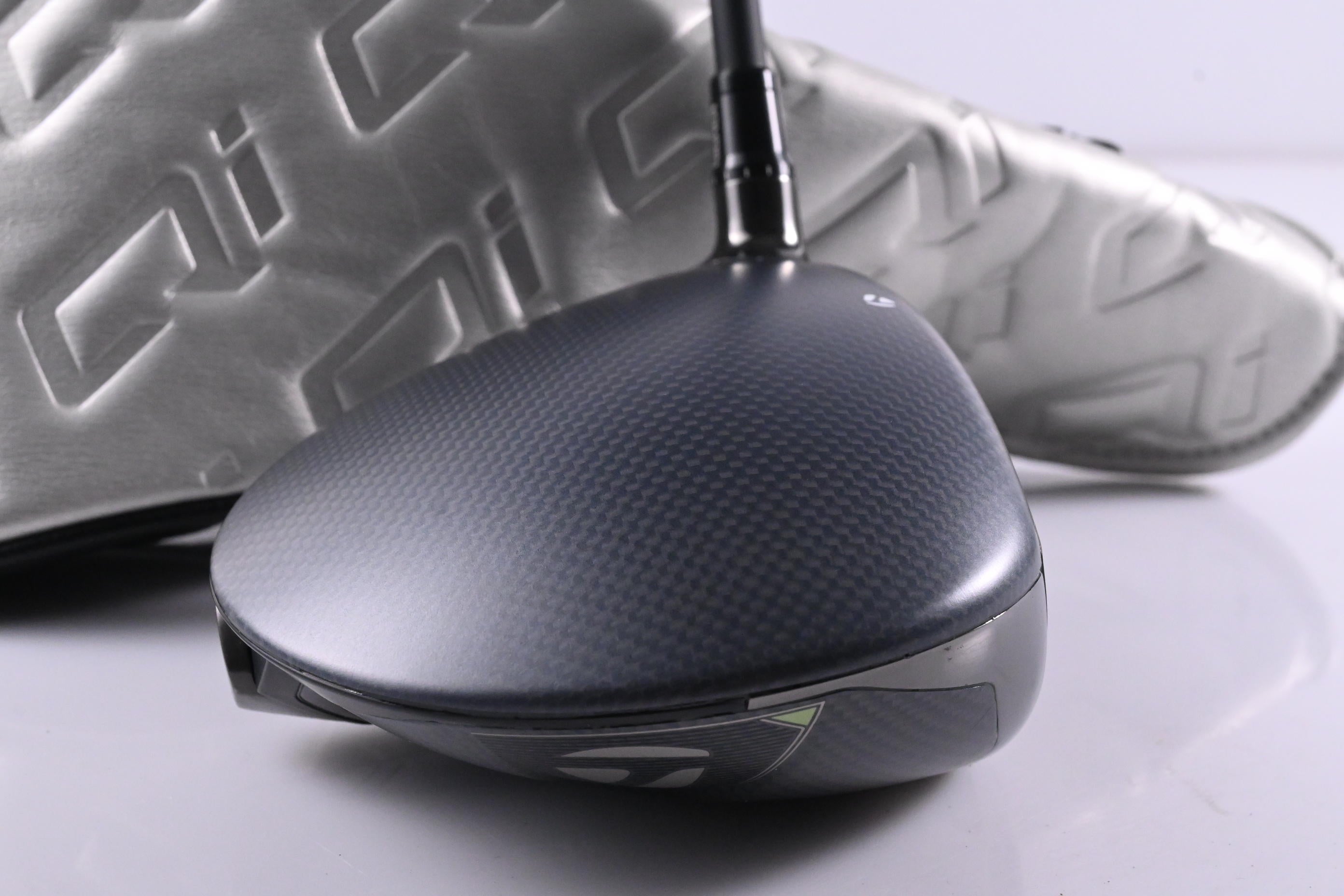 Taylormade Qi35 LS Driver / 9 Degree / X-Flex Kai'li White Dark Wave 60 Shaft