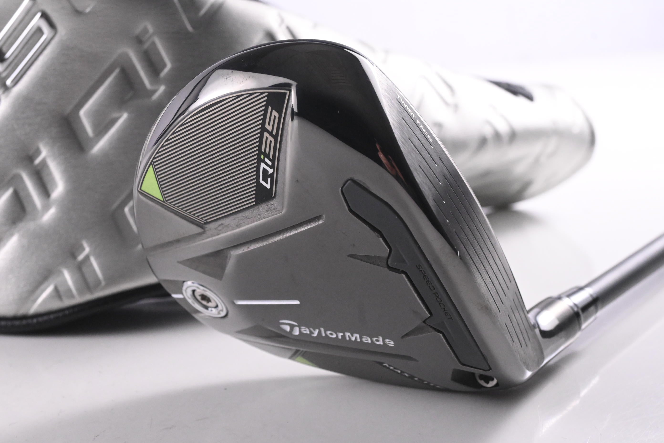 Taylormade Qi35 Max Lite #5 Wood / 18.5 Degree / Senior Flex Vanquish 4 Shaft