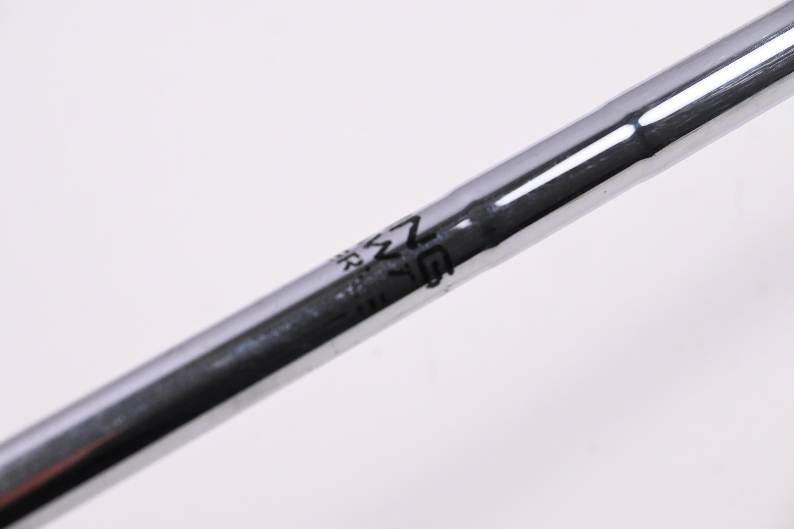 Ping G10 #4 Iron / 24 Degree / Red Dot / Regular Flex Ping AWT Shaft