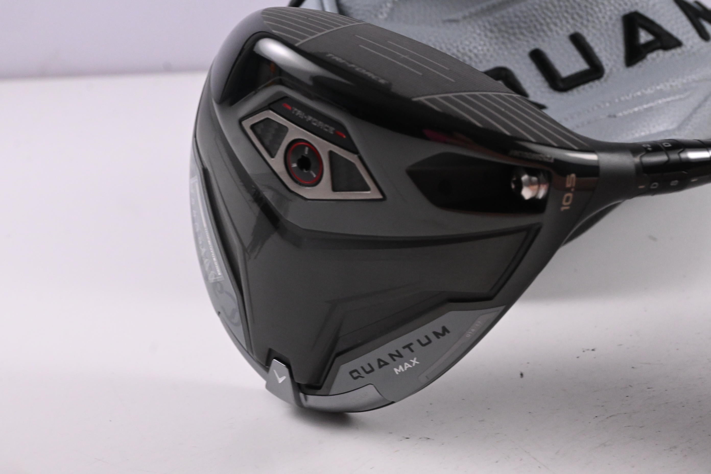 Callaway Quantum Max D Driver / 10.5 Degree / Stiff Flex Tensei AV Blue 65 Shaft