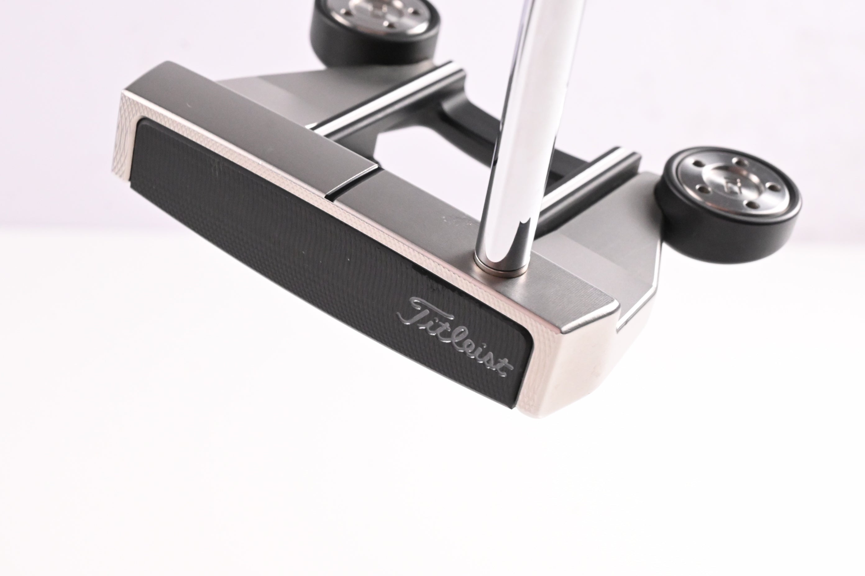 Scotty Cameron Futura 2017 6M Putter / 33 Inch