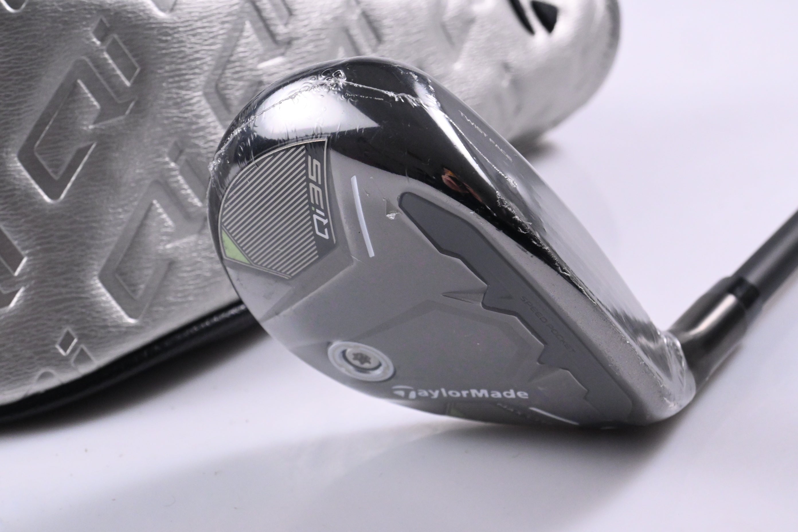 Taylormade Qi35 Max Lite #5 Hybrid / 27 Degree / Senior Flex Vanquish 5 Shaft