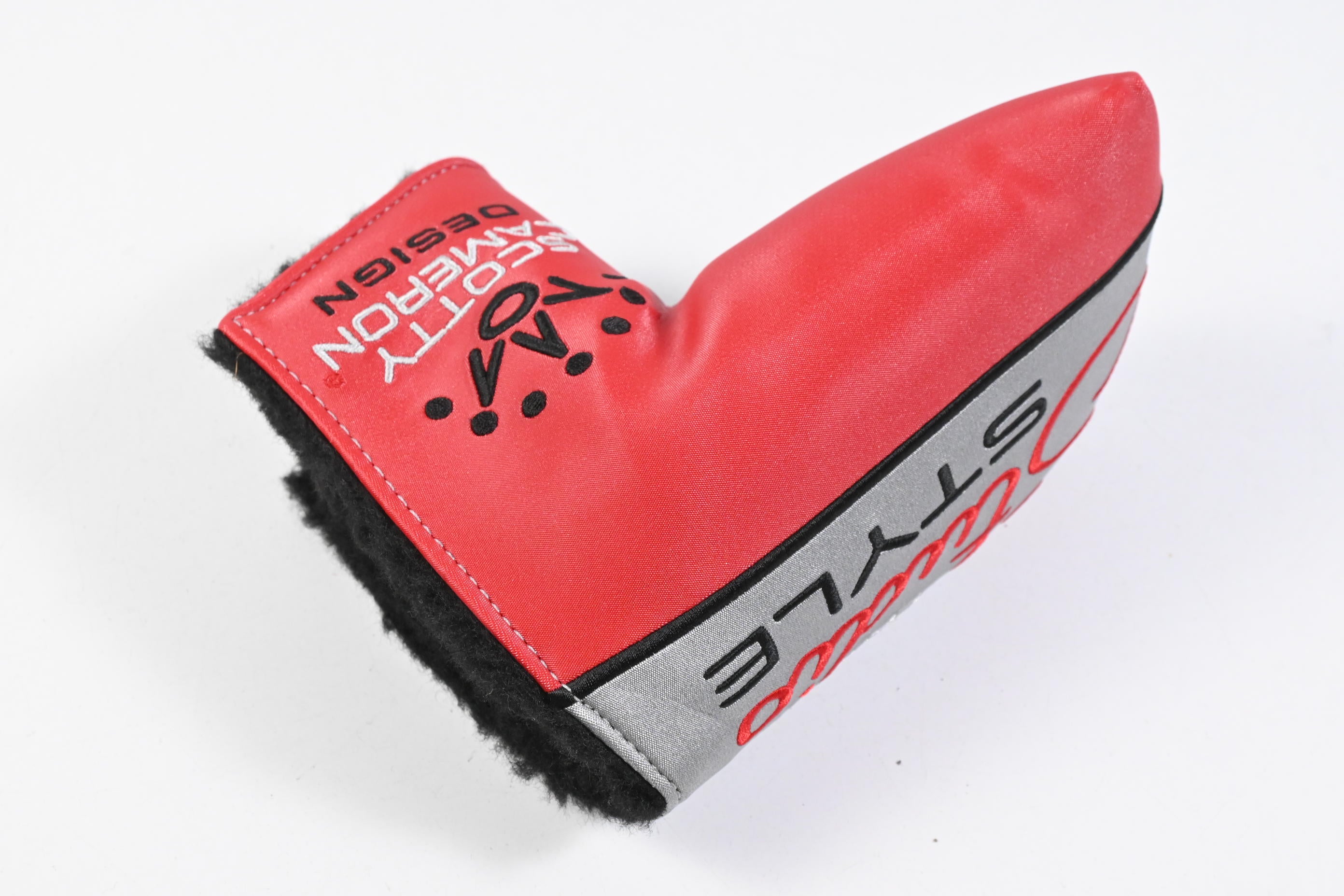 Left Hand Scotty Cameron 2025 Studio Style Fastback 1.5 Putter / 34 Inch