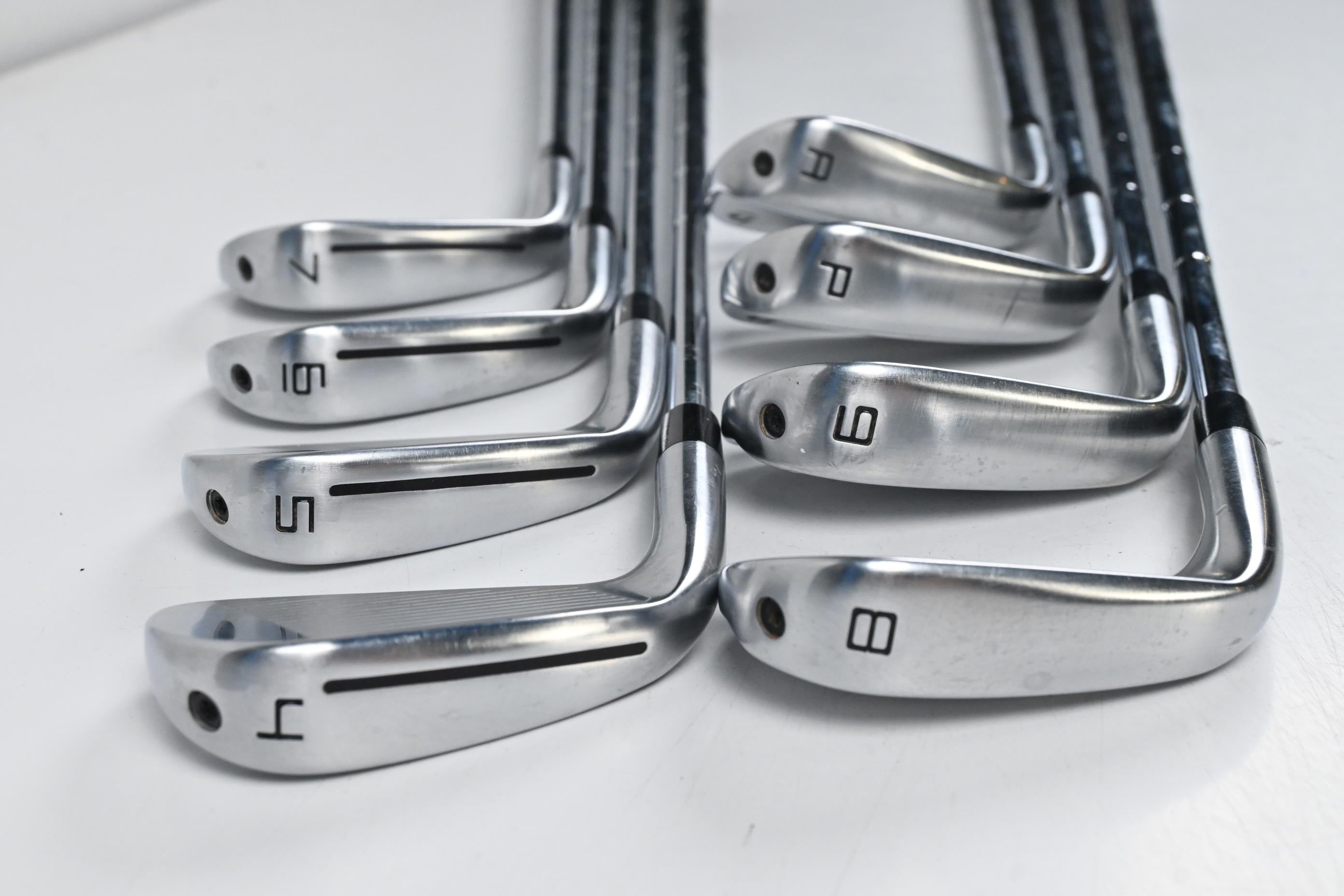 Taylormade P790 2025 Irons / 4-PW+GW / X-Flex Dynamic Gold Mid X100 115 Shafts