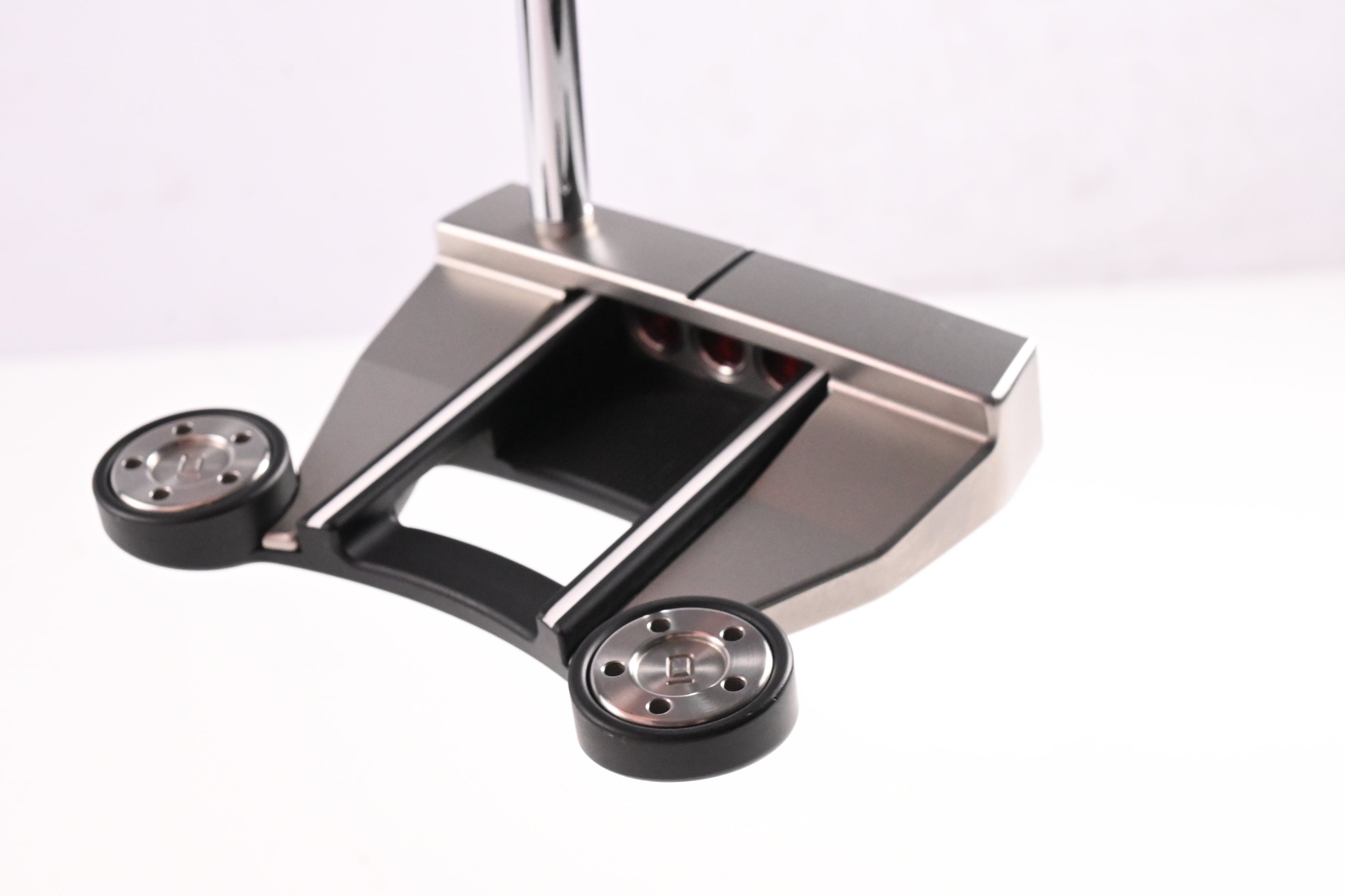Scotty Cameron Futura 2017 6M Putter / 33 Inch