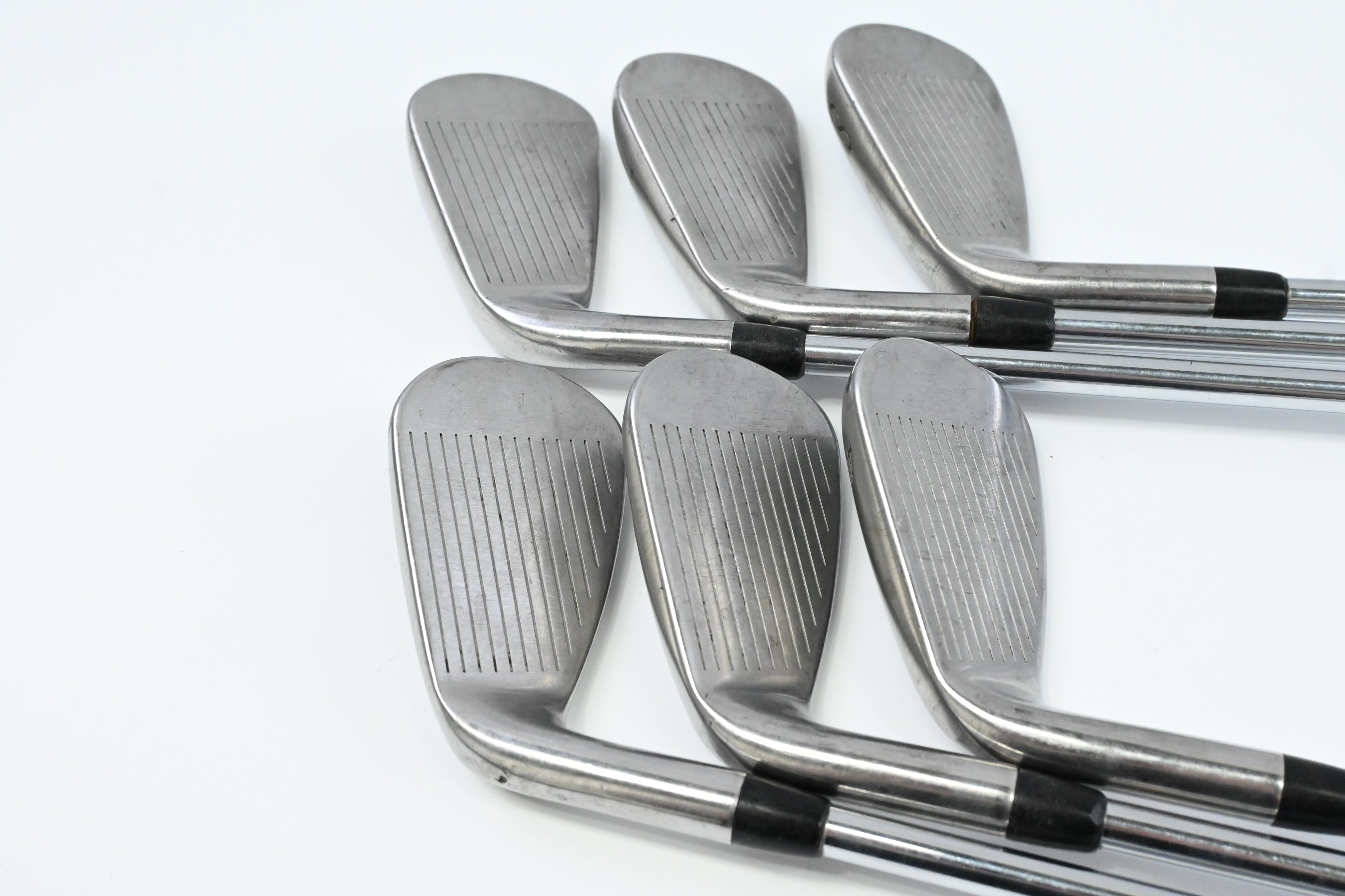 Titleist 718 AP1 Irons / 6-PW+GW / Regular Flex AMT Red Shafts