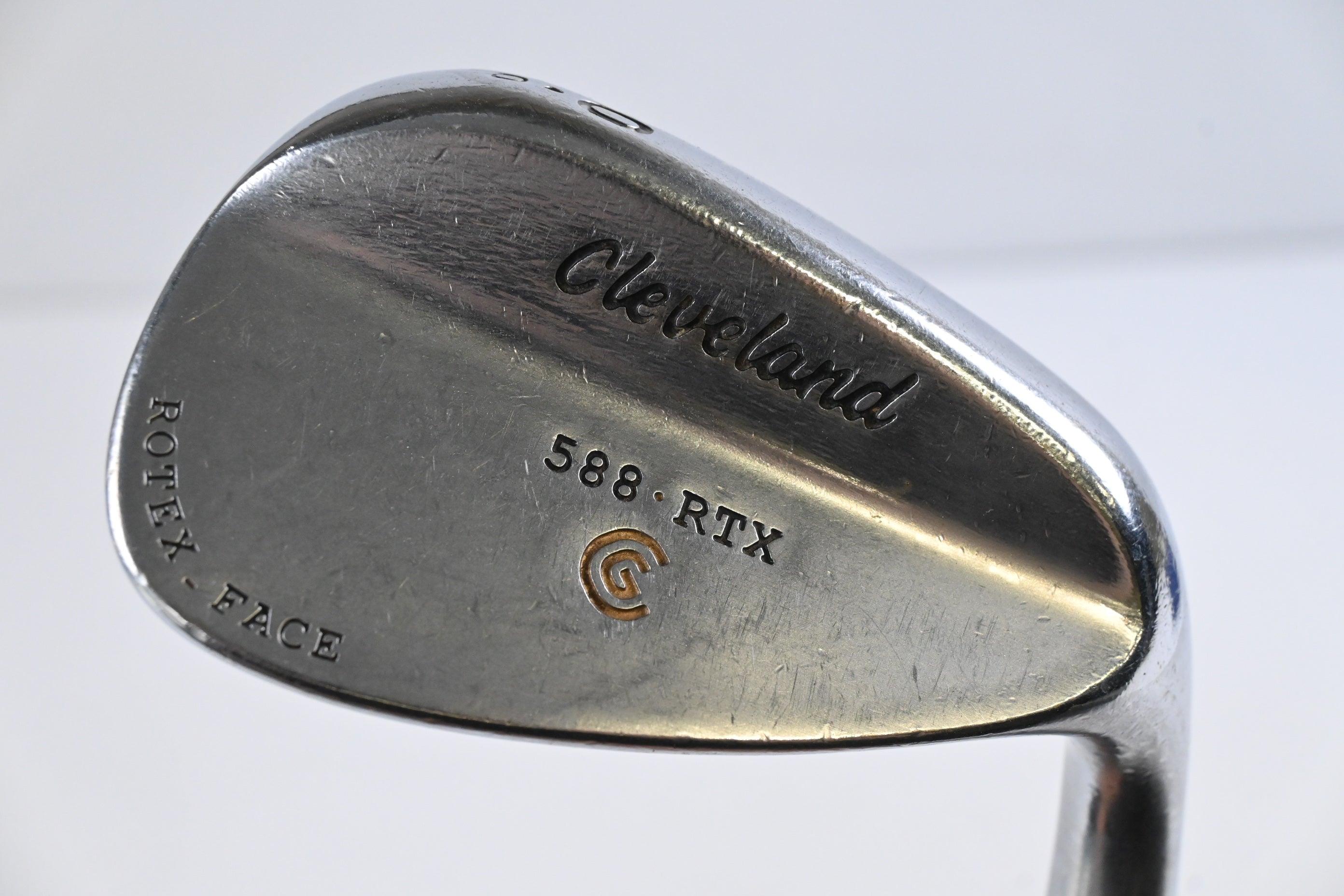 Cleveland 588 RTX Gap Wedge / 50 Degree / Wedge Flex Dynamic Gold Shaft