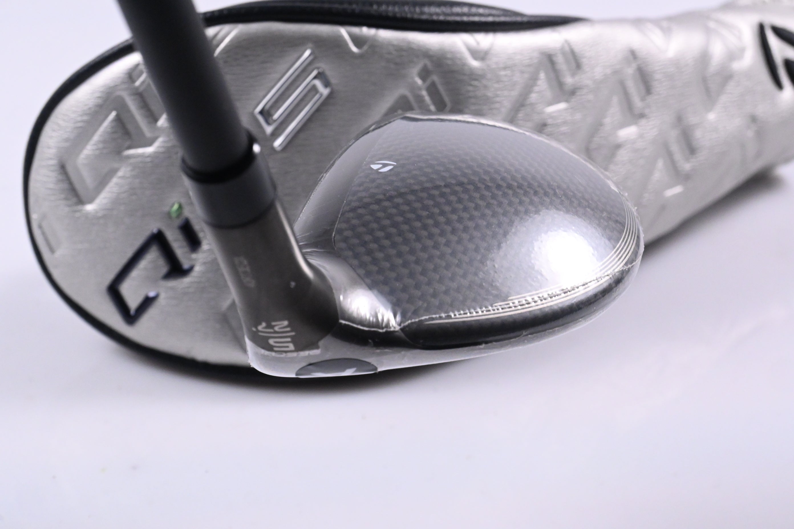 Taylormade Qi35 Max Lite #5 Hybrid / 27 Degree / Senior Flex Vanquish 5 Shaft