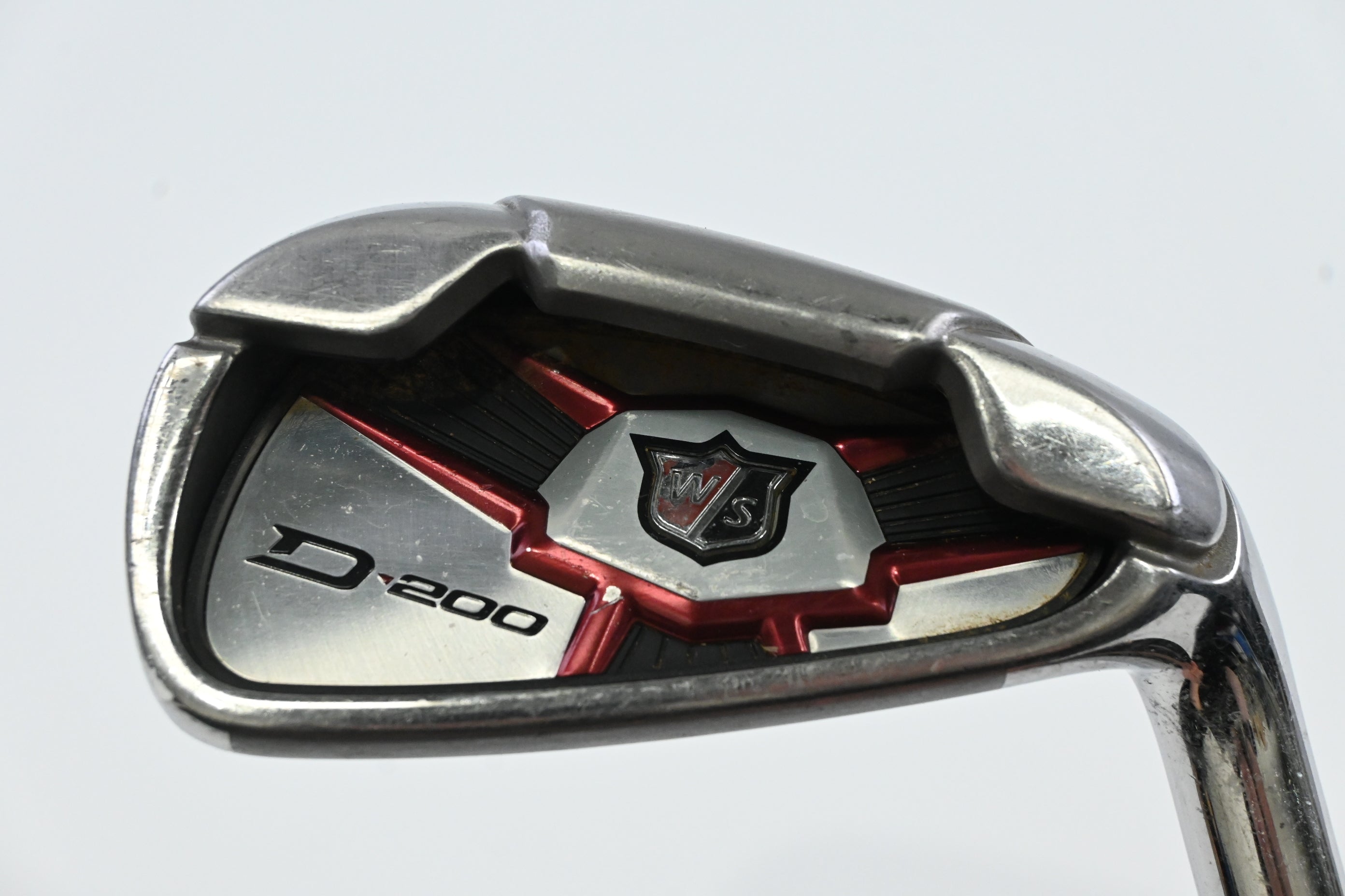 Wilson D200 #7 Iron / Regular Flex UST Elements Chrome 59 Shaft