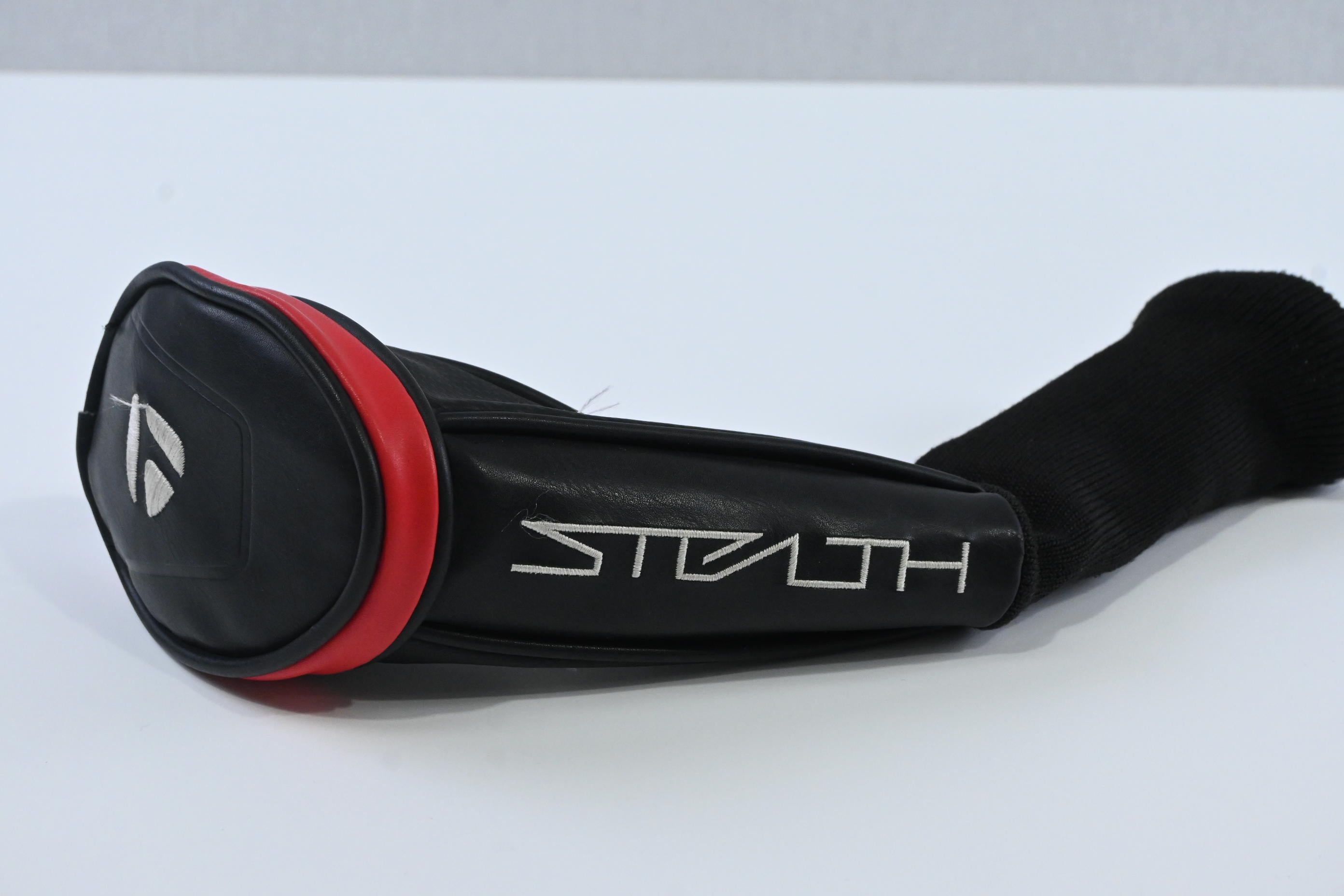 Taylormade Stealth #4 Hybrid / 22 Degree / Stiff Flex Fujikura Ventus Red 7 Shaft