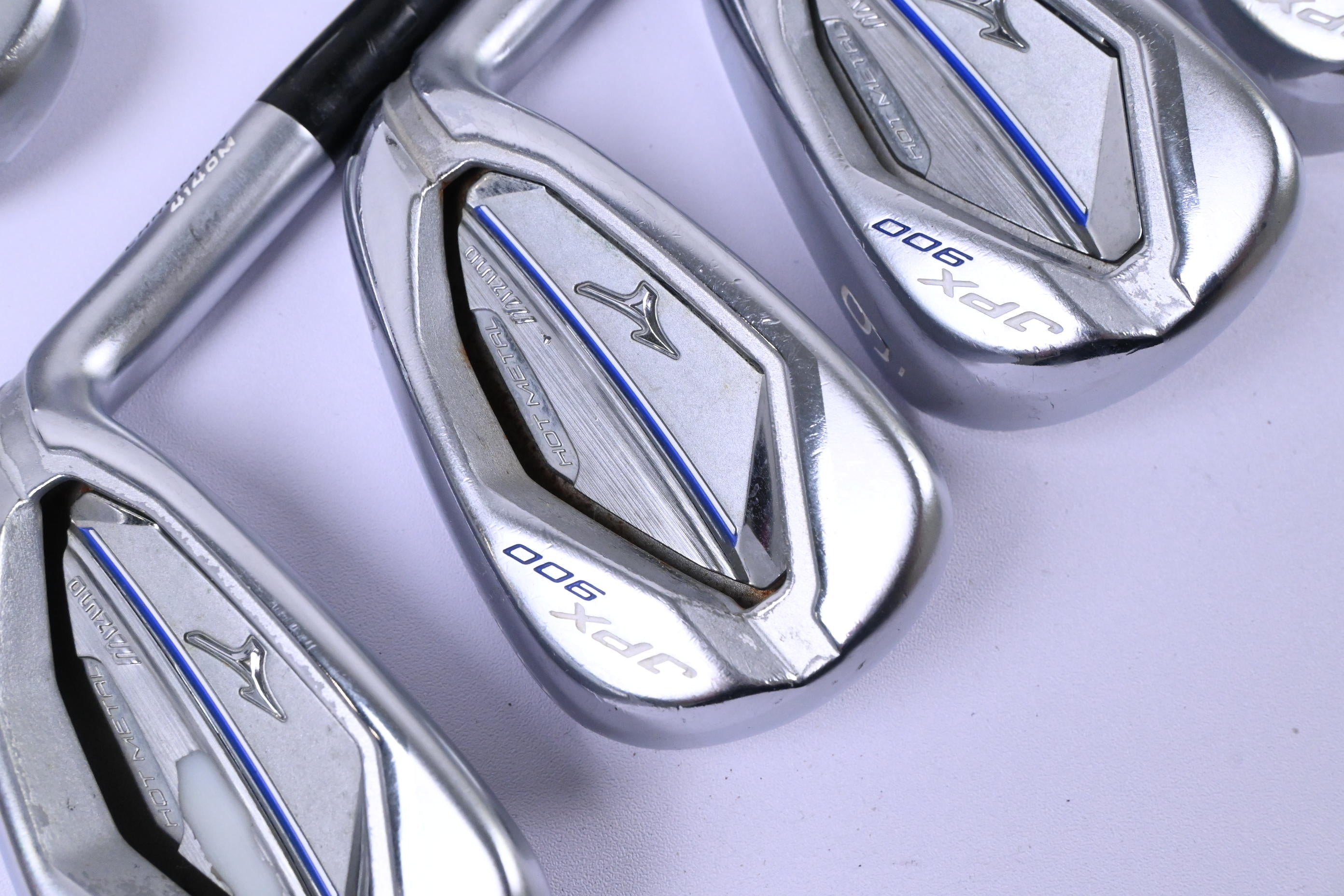 Mizuno JPX 900 Hot Metal Irons / 4-PW / Senior Flex Project X LZ 60 Shafts