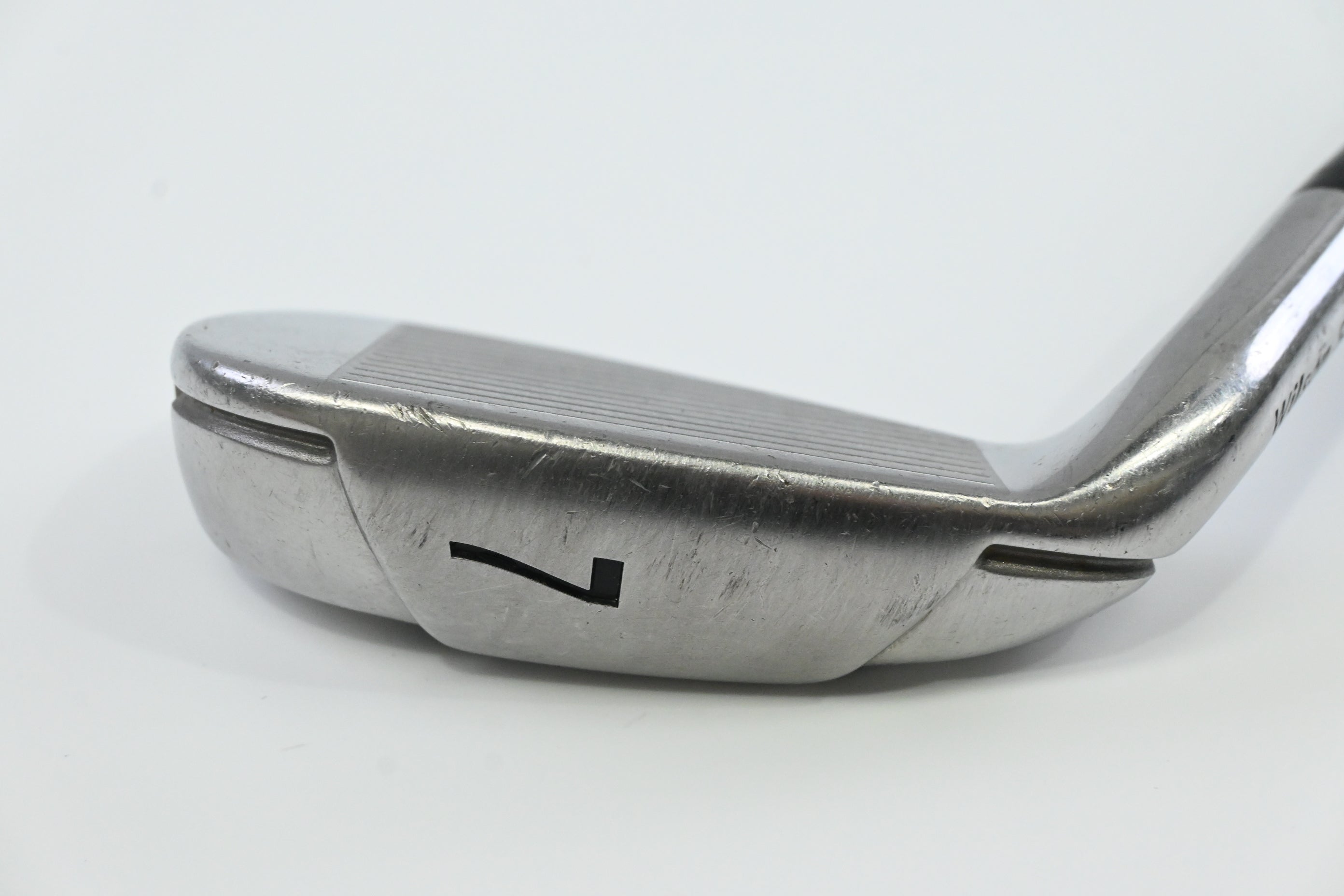 Wilson D200 #7 Iron / Regular Flex UST Elements Chrome 59 Shaft