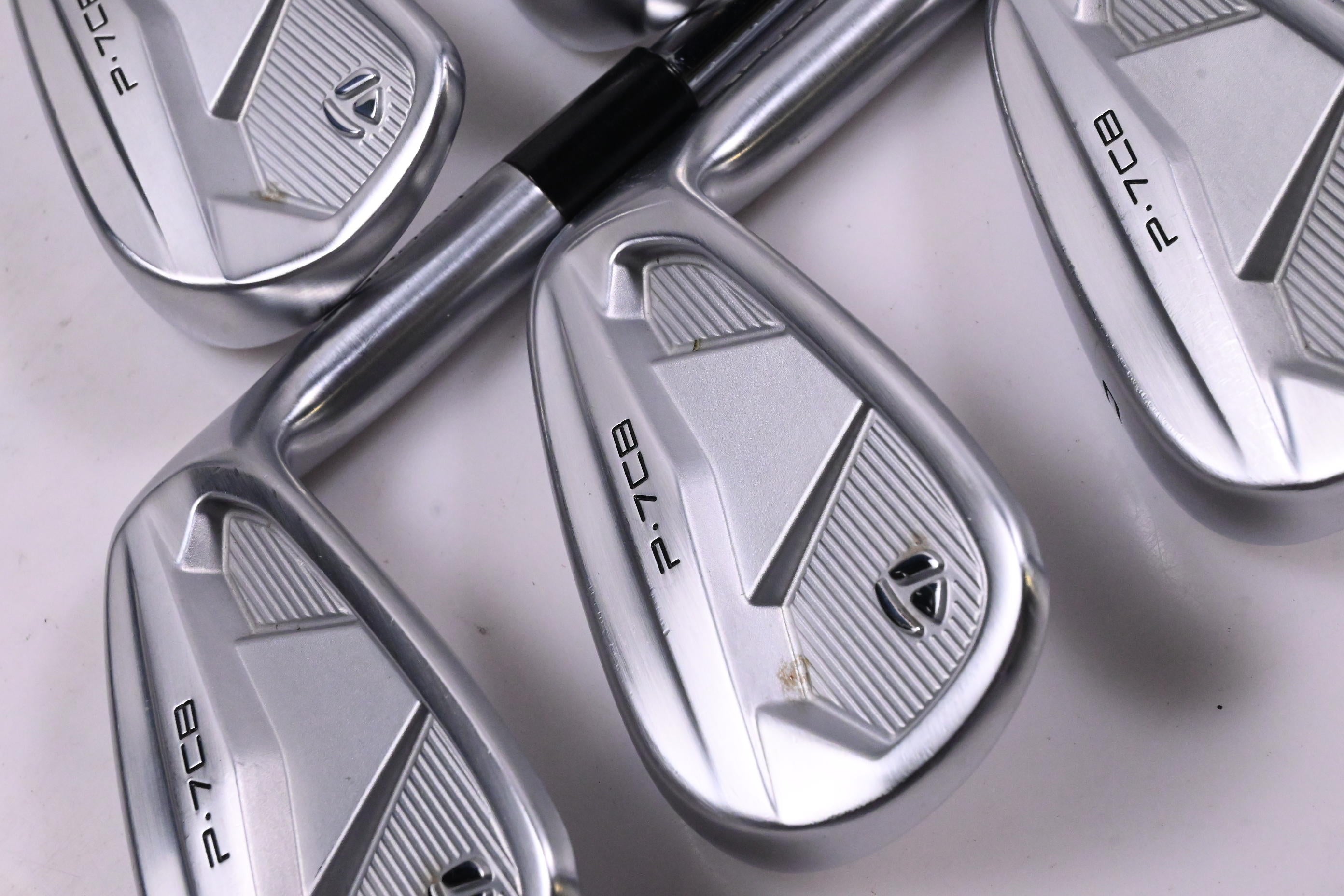 Taylormade P.7CB Irons / 6-PW / Stiff Flex Dynamic Gold Mid 115 S300 Shafts