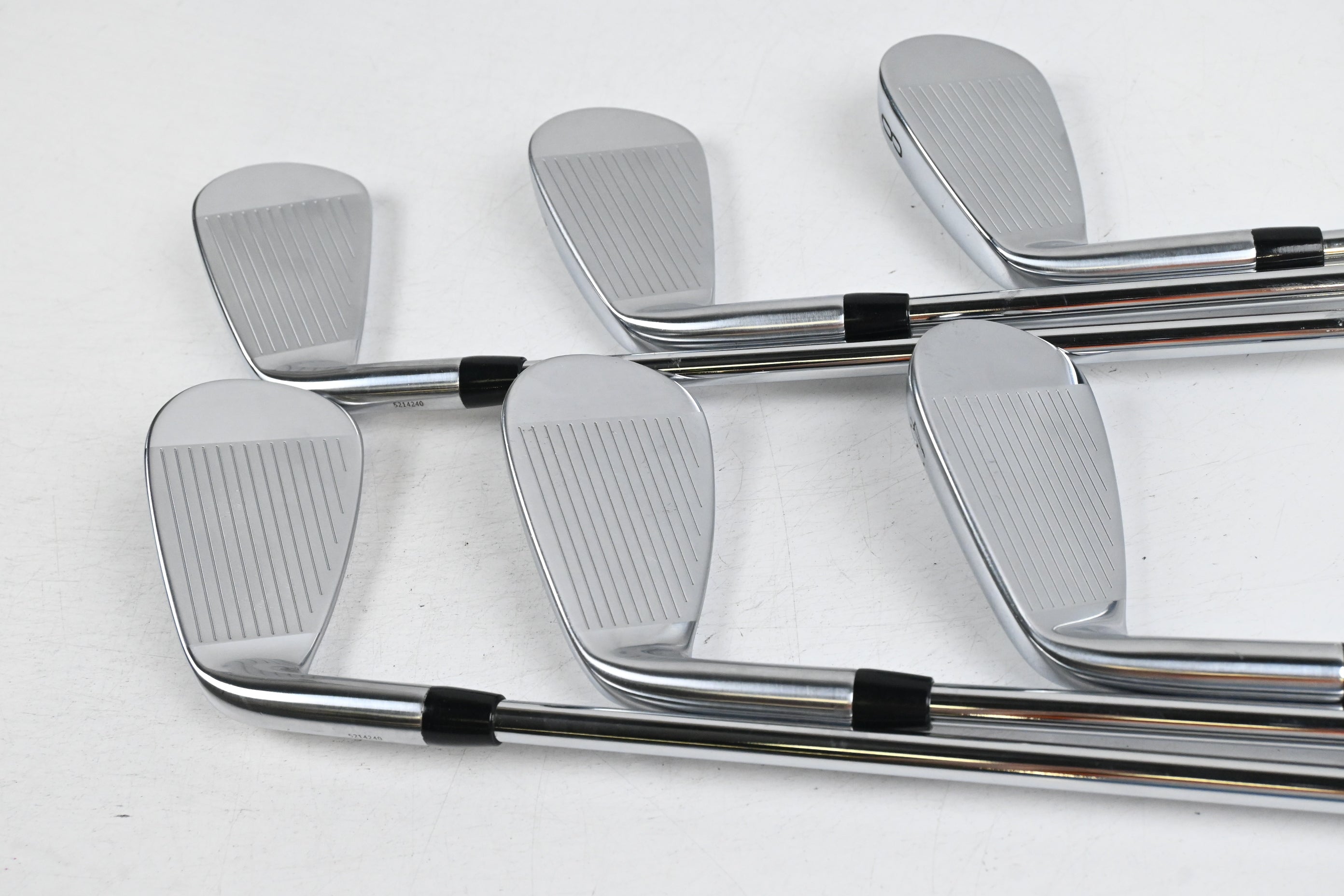 Titleist T350 2023 Irons / 6-PW+GW / Regular Flex AMT Red R300 Shafts