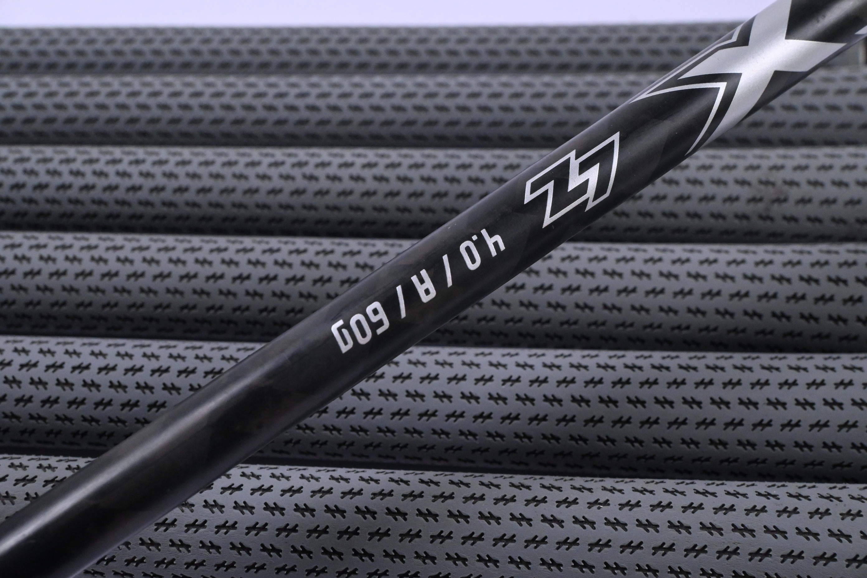 Mizuno JPX 900 Hot Metal Irons / 4-PW / Senior Flex Project X LZ 60 Shafts