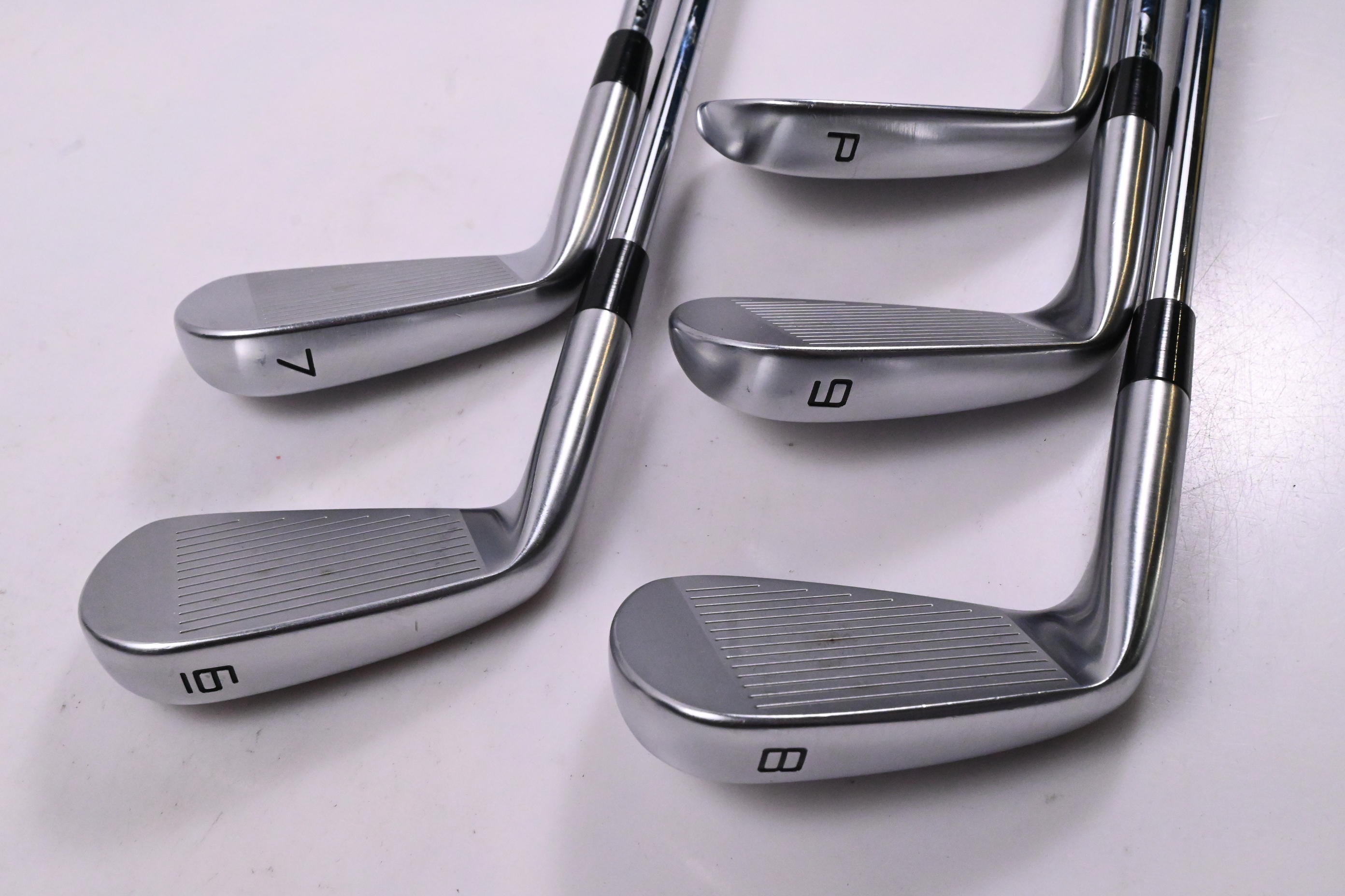 Taylormade P.7CB Irons / 6-PW / Stiff Flex Dynamic Gold Mid 115 S300 Shafts