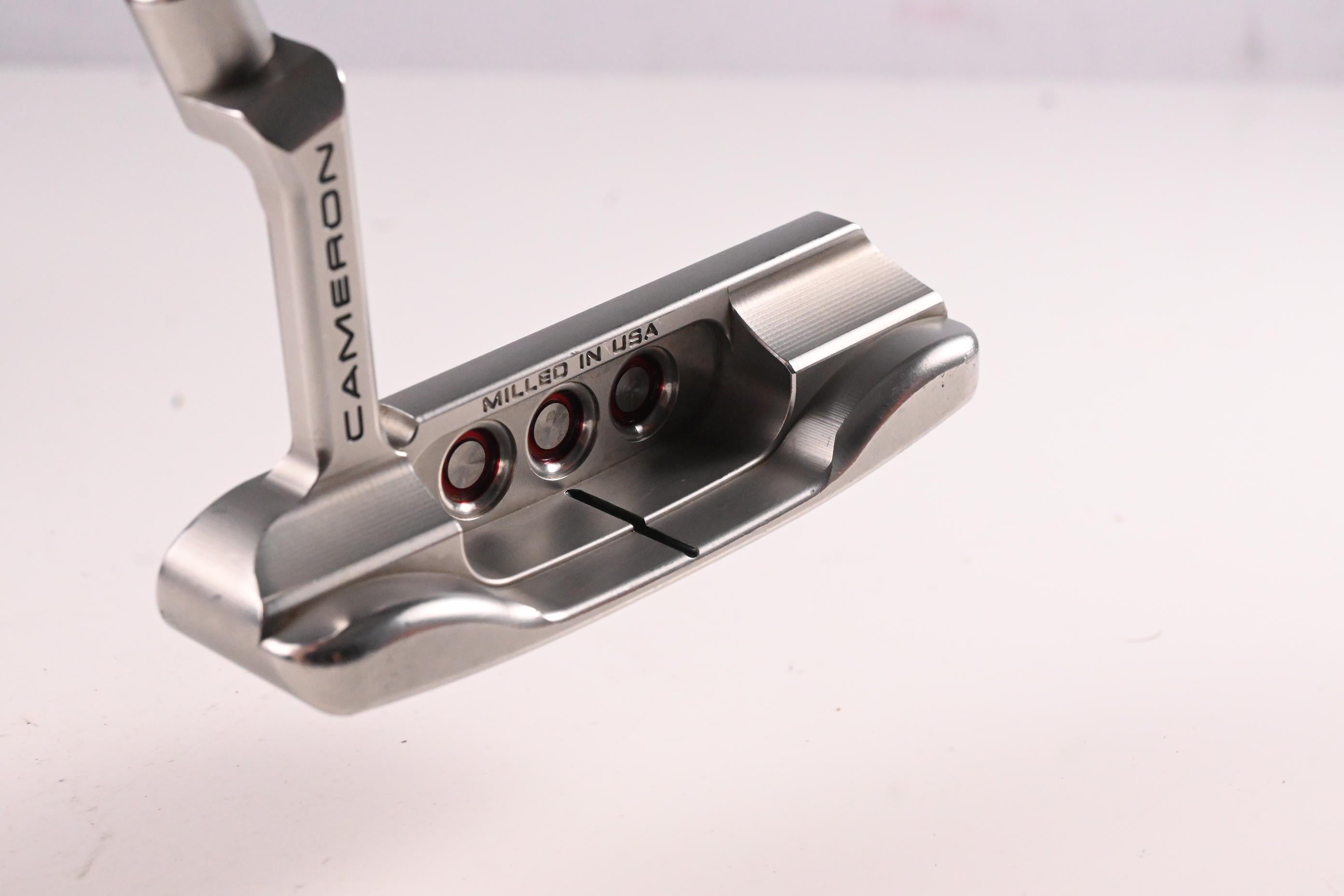 Scotty Cameron Special Select Newport Putter / 33 Inch