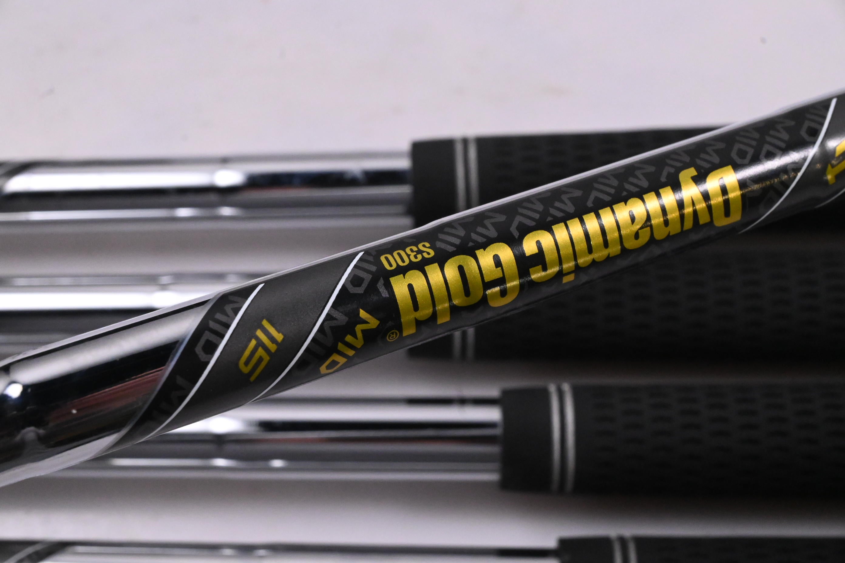 Taylormade P.7CB Irons / 6-PW / Stiff Flex Dynamic Gold Mid 115 S300 Shafts