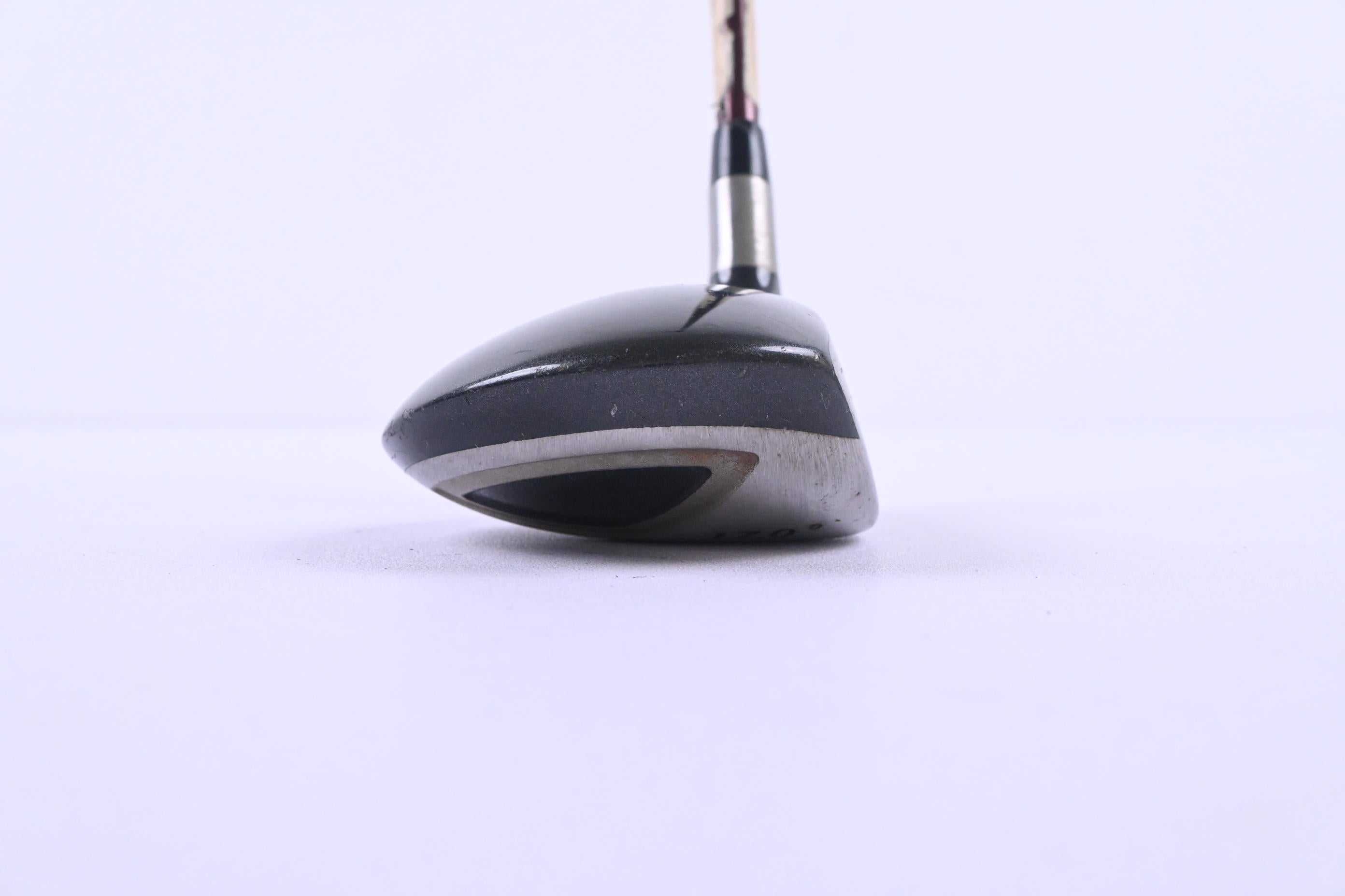 Titleist 980 F #4 Wood / 17 Degree / Regular Flex Grafalloy ProLite Red 45