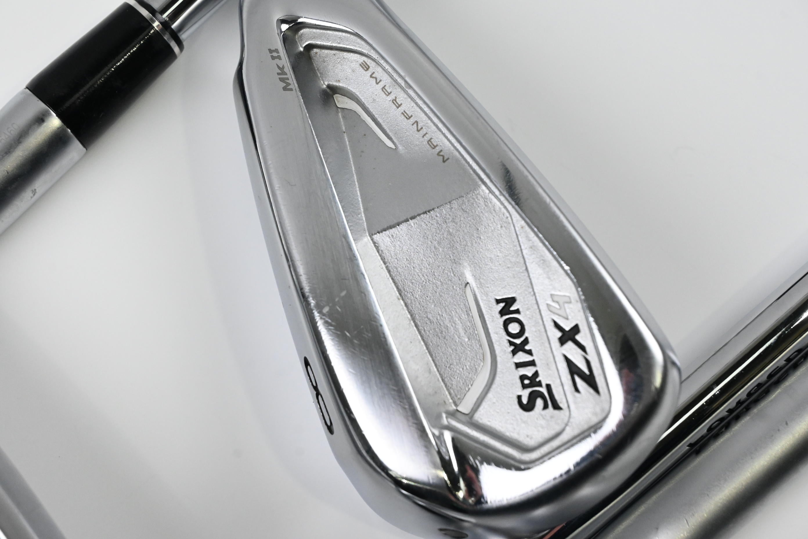 Srixon ZX4 Irons / 7-PW / Regular Flex NS Pro Zelos Shafts