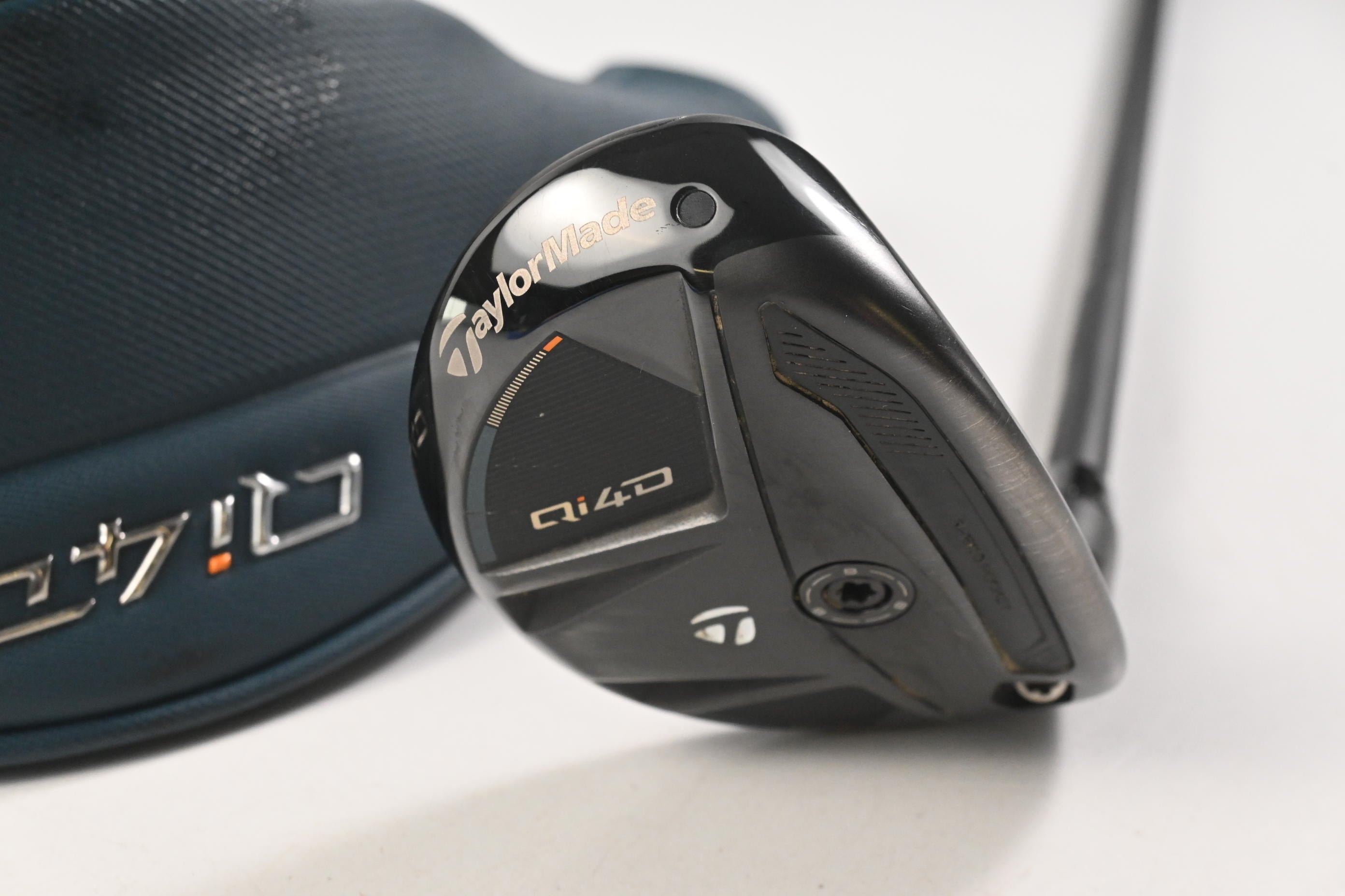 Taylormade Qi4D #4 Hybrid / 22 Degree / Stiff Flex Aldila NVS Orange 85 Shaft