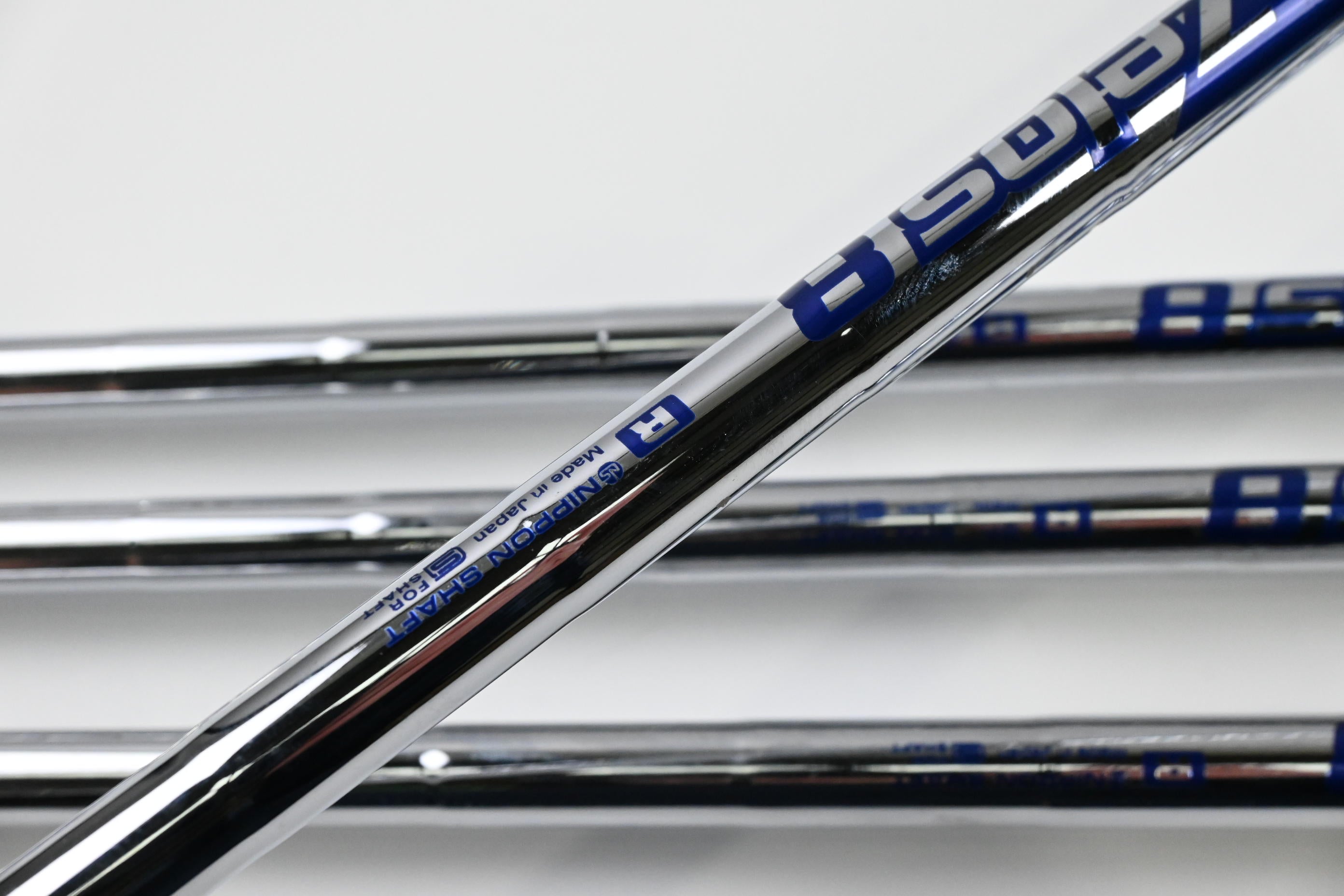 Srixon ZX4 Irons / 7-PW / Regular Flex NS Pro Zelos Shafts