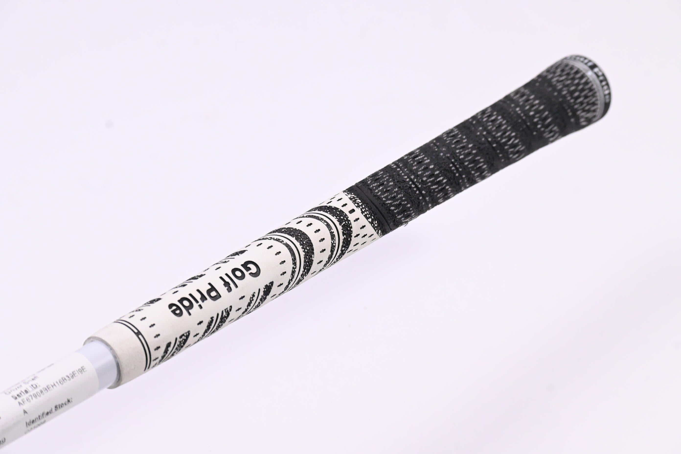 Mitsubishi Diamana PD Series 50 Driver Shaft / Stiff Regular Flex / Titleist