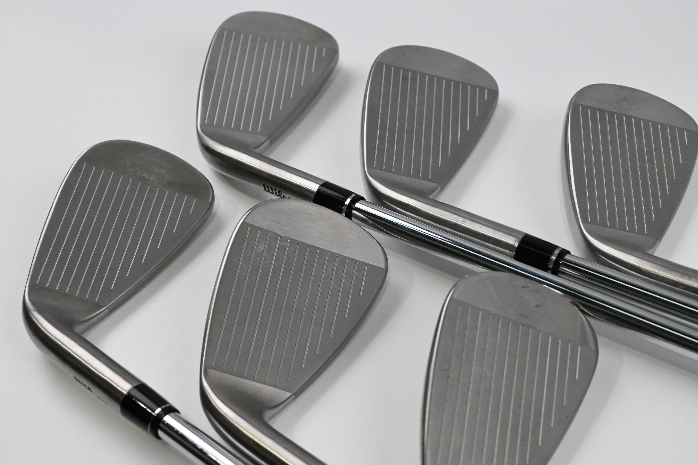 Wilson DYNAPWR Irons / 5-PW / Regular Flex KBS Max Ultralite Shafts