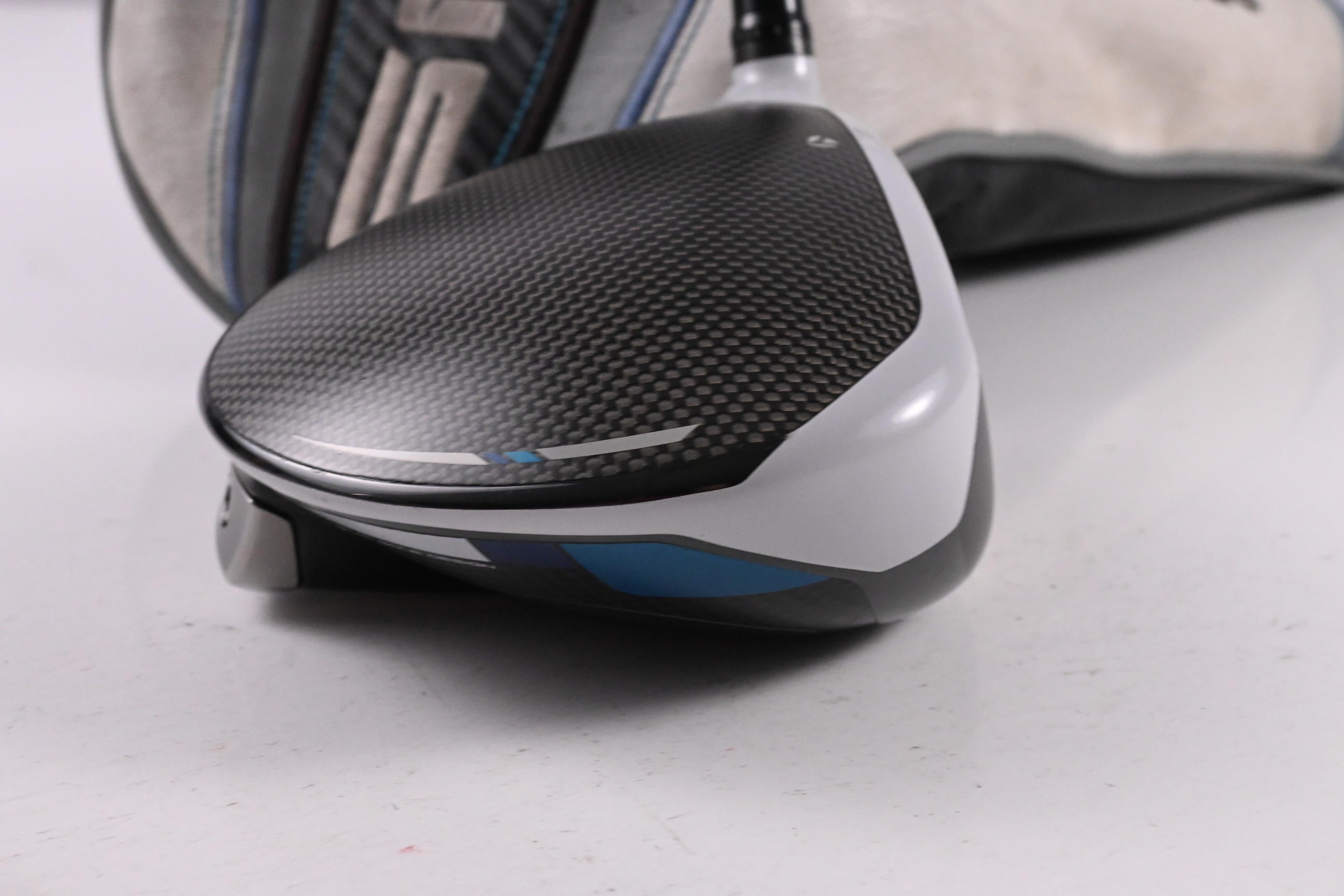Taylormade SIM Max Driver / 9 Degree / Stiff Flex Tensei AV Limited  Blue 65