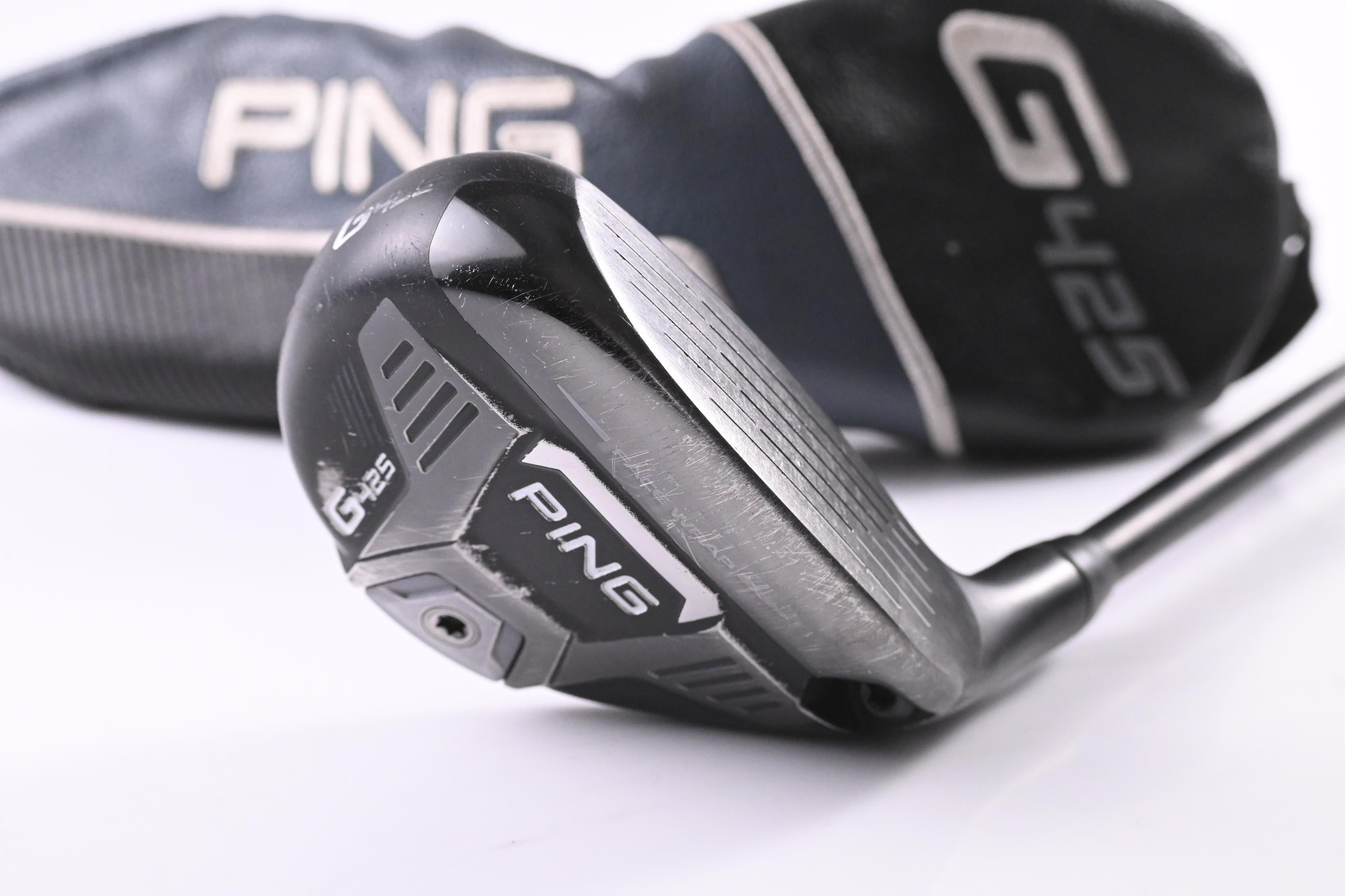 Ping G425 #4 Hybrid / 22 Degree / Stiff Flex Ping Alta CB Black 70 Shaft