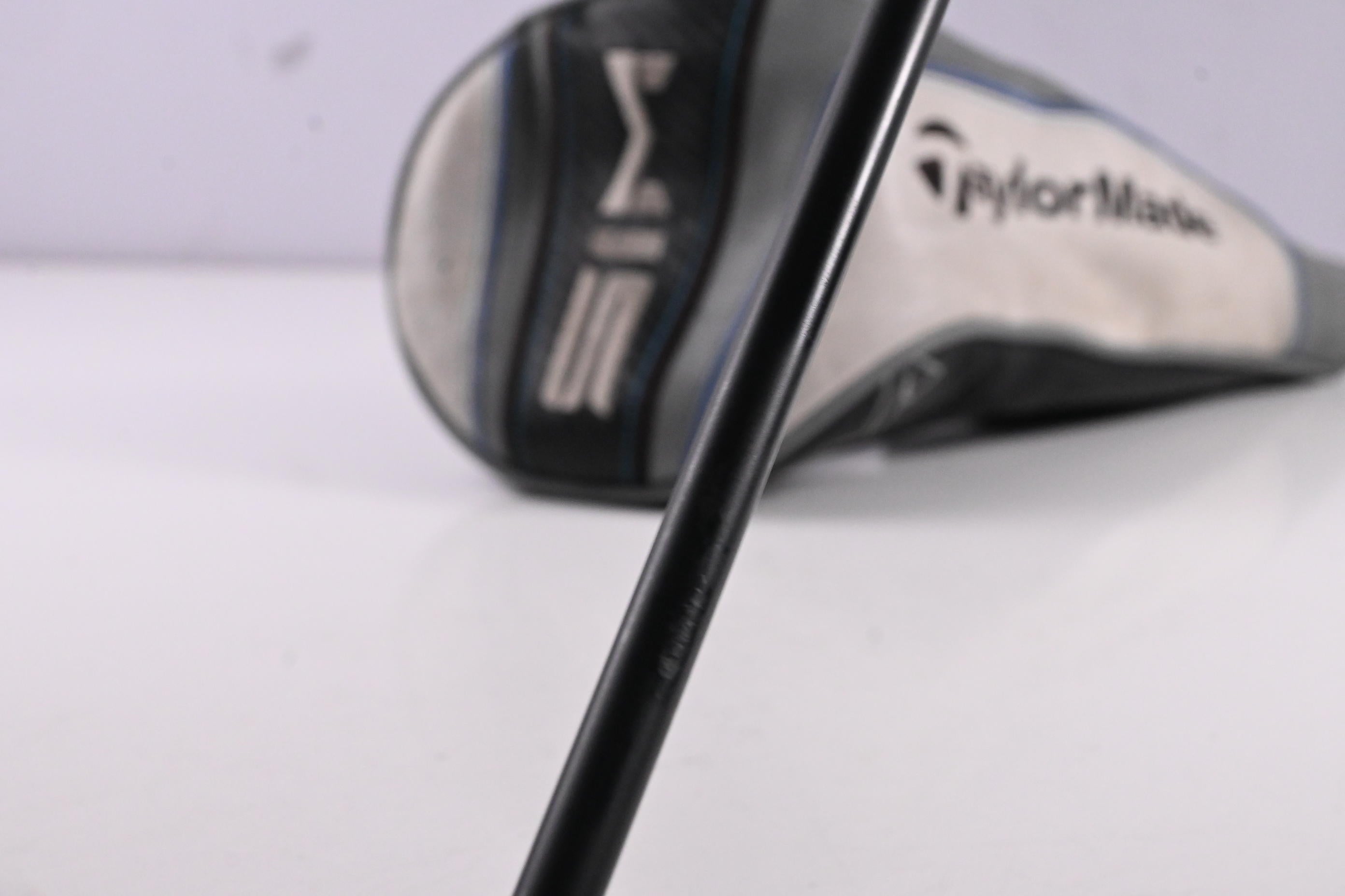 Taylormade SIM Max Driver / 9 Degree / Stiff Flex Tensei AV Limited  Blue 65
