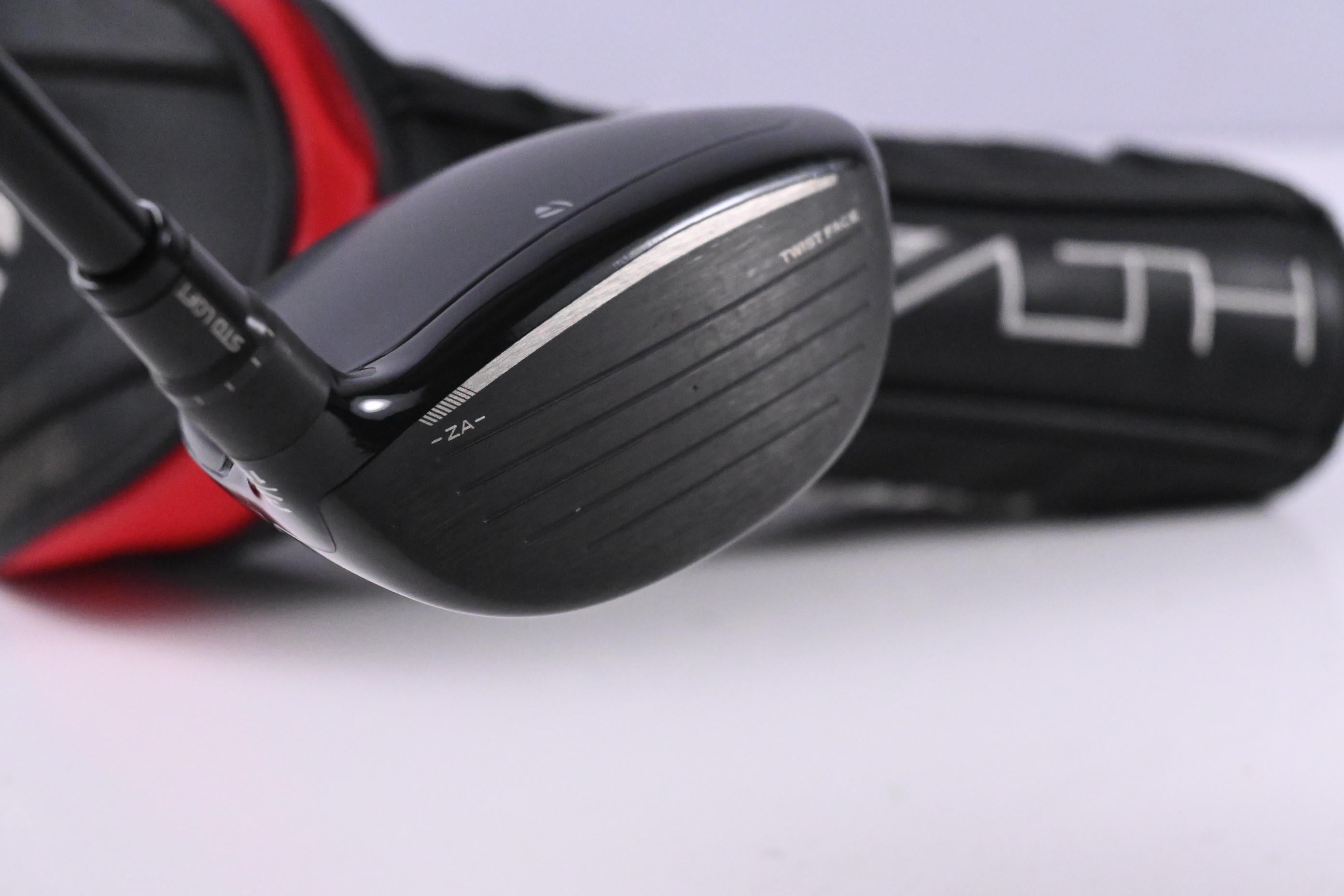Left Hand Taylormade Stealth Plus #3 Wood / 15 Degree / Regular Flex HZRDUS RDX Smoke