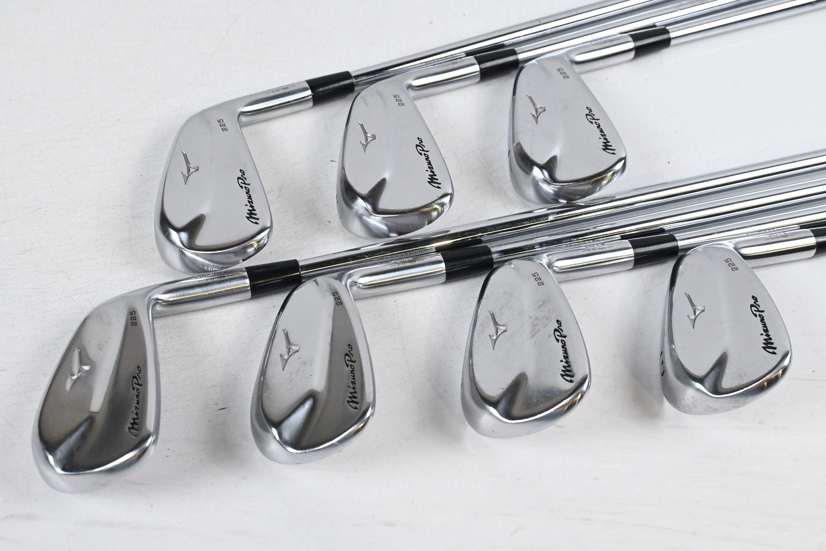 Mizuno Pro 225 Irons / 5-PW / Regular Flex Dynamic Gold 105 R300 Shafts