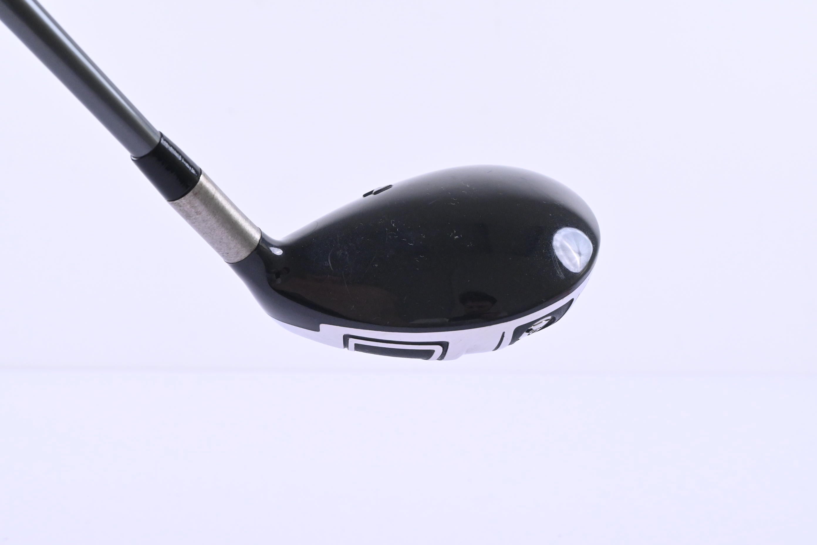 Titleist 909 F3 #3 Wood / 15 Degree / Regular Flex Matrix Studio 94 Shaft