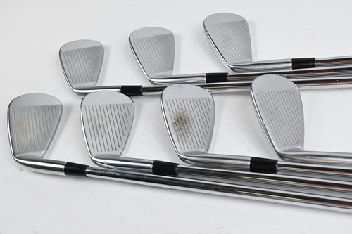 Mizuno Pro 225 Irons / 5-PW / Regular Flex Dynamic Gold 105 R300 Shafts